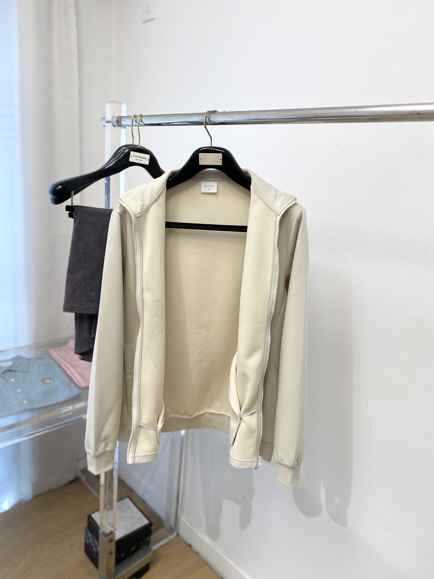 始祖鸟、2025新品卫衣外套，帅气时尚，胸前顶级印花图案字母logo，简约百搭款。面料棉 不仅挺括，保持