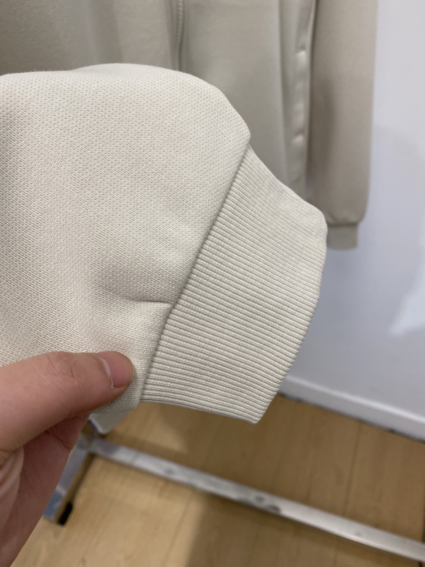 始祖鸟、2025新品卫衣外套，帅气时尚，胸前顶级印花图案字母logo，简约百搭款。面料棉 不仅挺括，保持