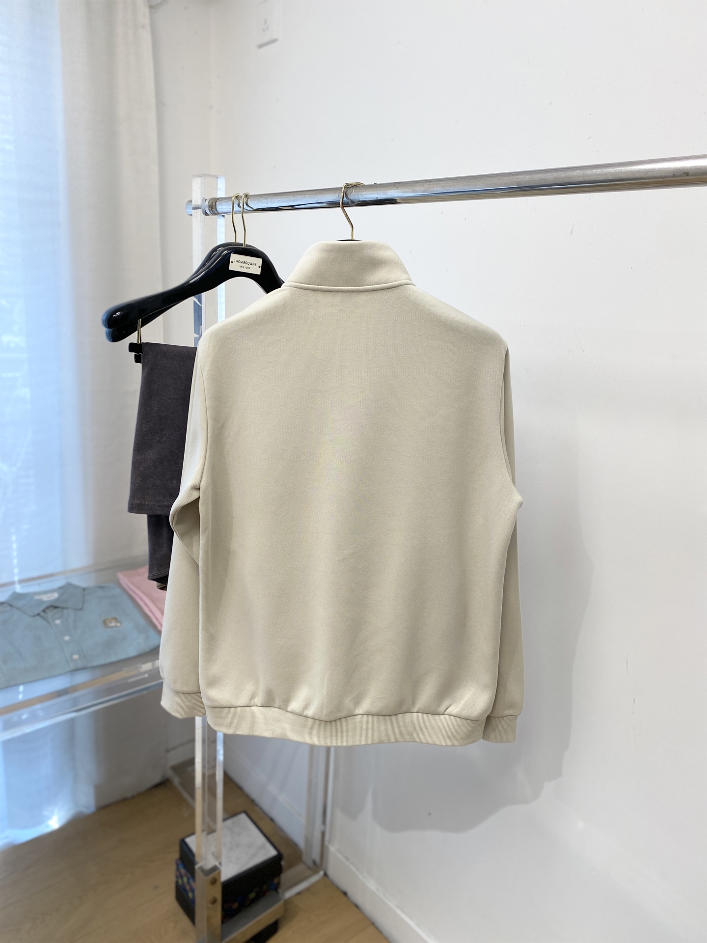 始祖鸟、2025新品卫衣外套，帅气时尚，胸前顶级印花图案字母logo，简约百搭款。面料棉 不仅挺括，保持