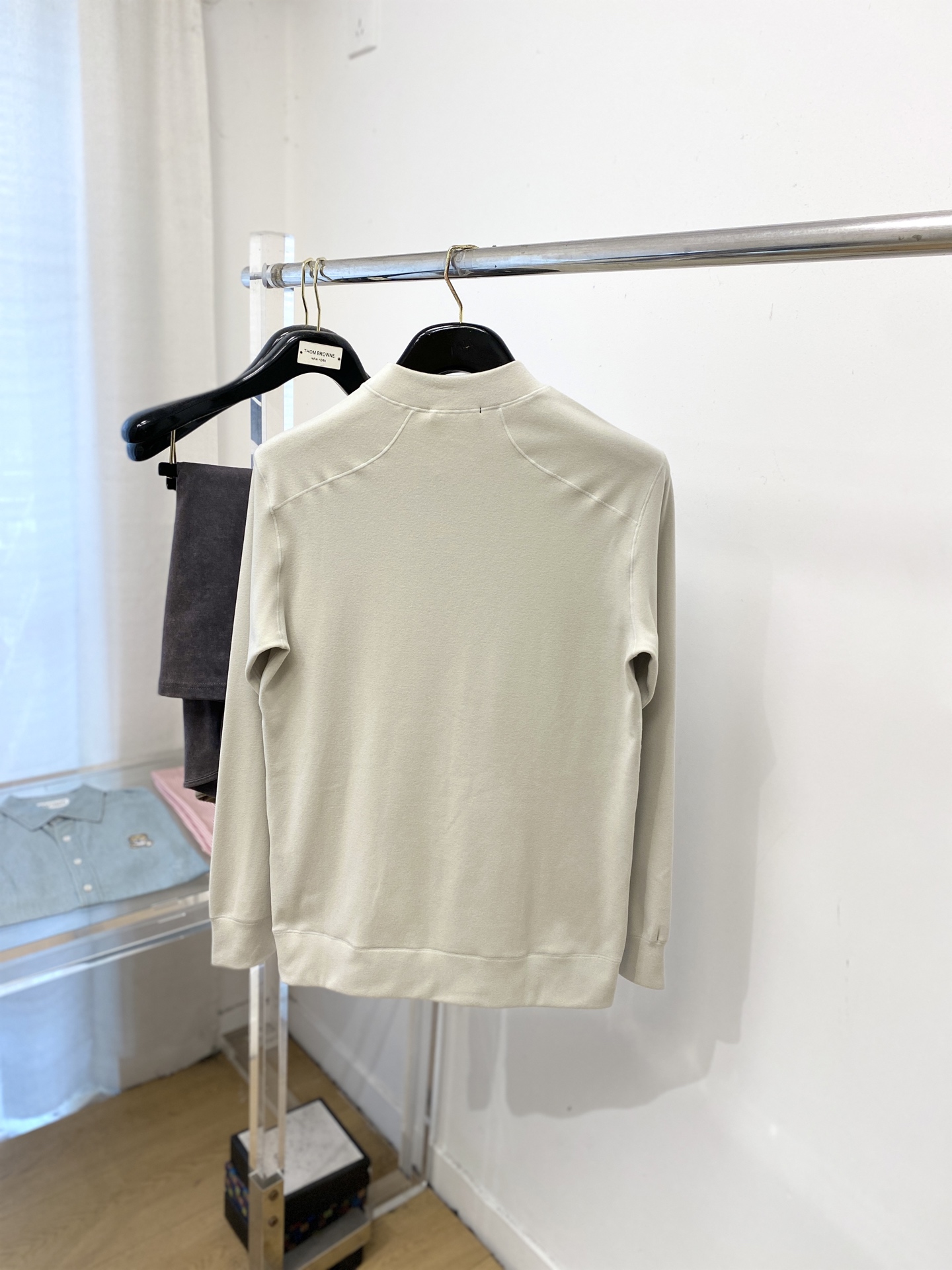 始祖鸟、2025新品长袖卫衣，帅气时尚，胸前顶级印胶字母图案logo，简约百搭款。面料棉 不仅挺括，保持