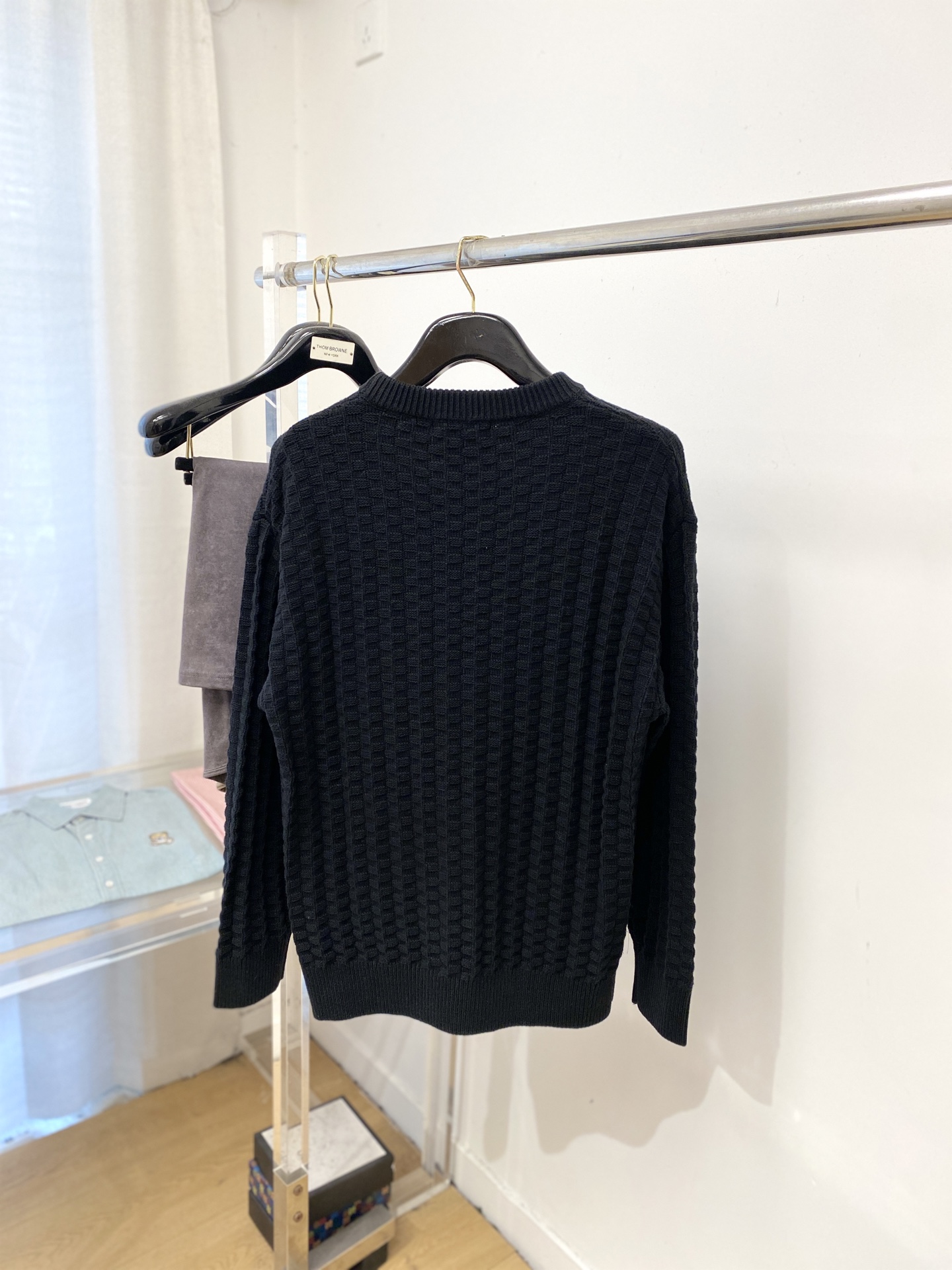 克罗心、2025新品羊毛衣 具有手感细腻柔软，可直接与肌肤接触，让暖心的纱线变化出细腻的质感，顶级工艺极