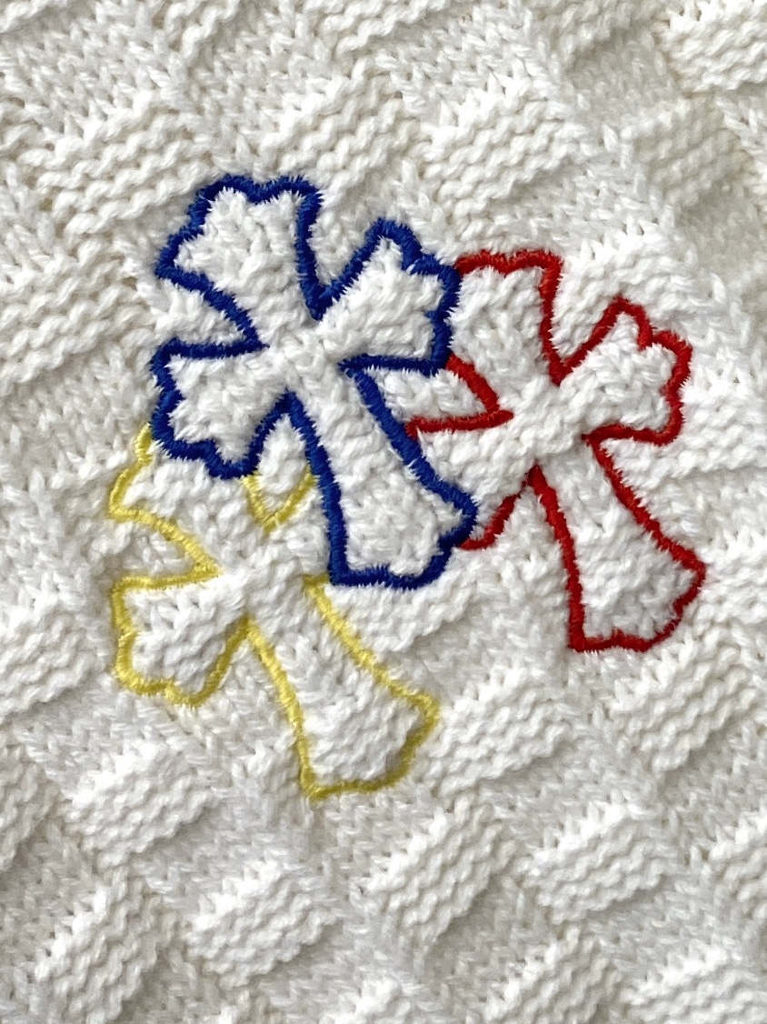 克罗心、2025新品羊毛衣 具有手感细腻柔软，可直接与肌肤接触，让暖心的纱线变化出细腻的质感，顶级工艺极