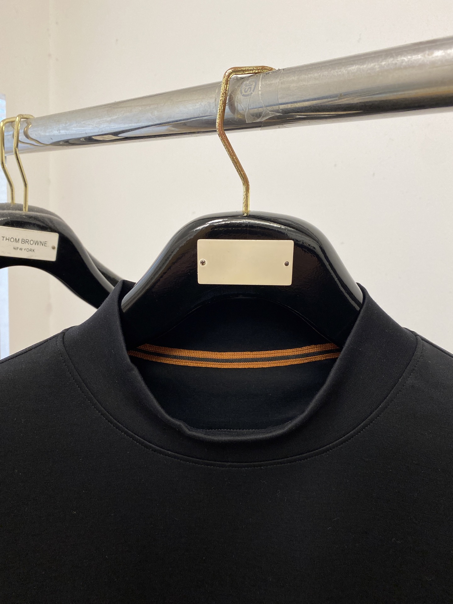 杰尼亚、2025新品长袖卫衣，帅气时尚，胸前顶级印胶字母logo，简约百搭款。面料棉 不仅挺括，保持潮流