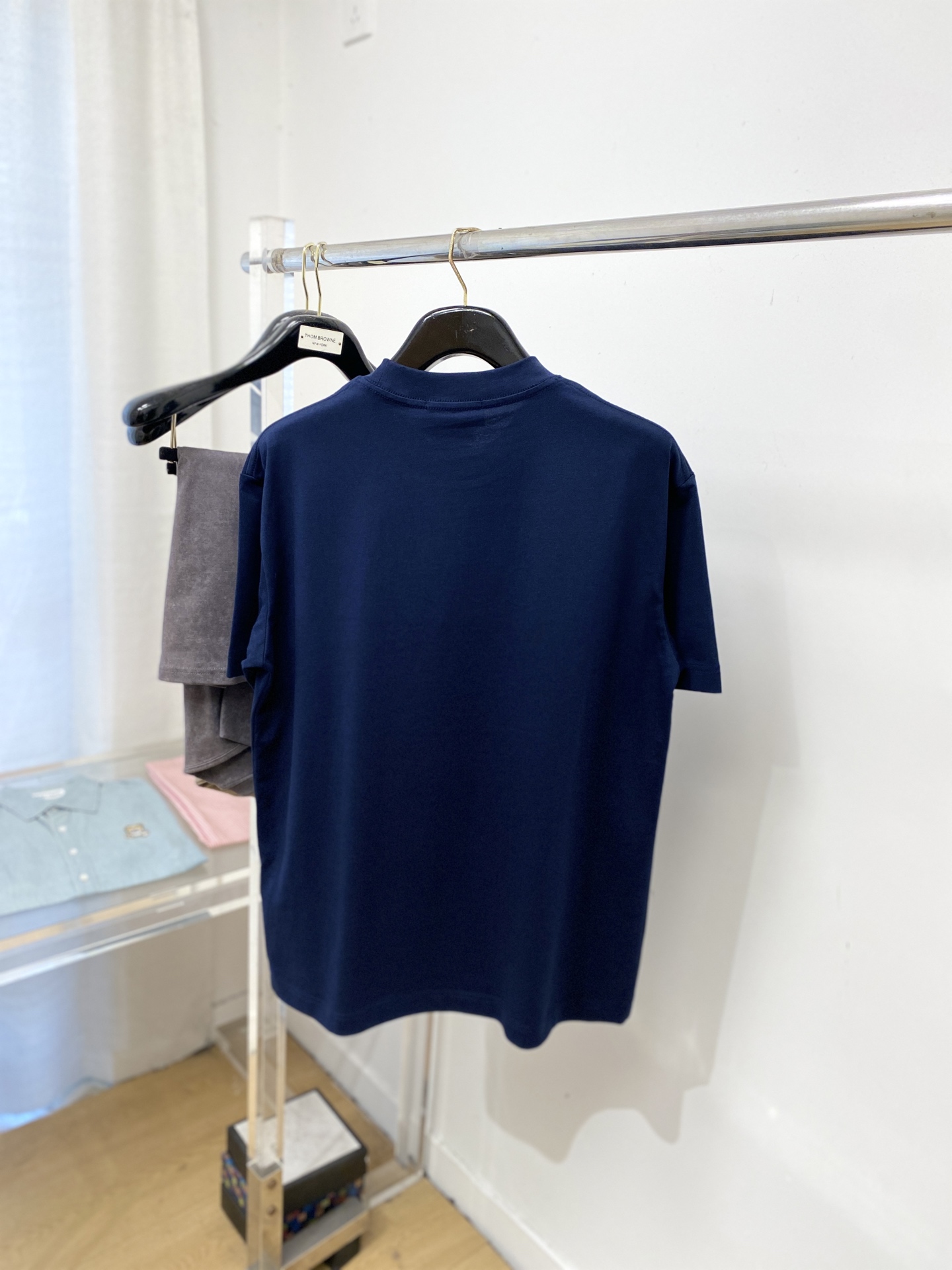 古奇、2025新品短袖T恤，帅气时尚，简约百搭款。胸前顶级印胶字母logo，面料棉 不仅挺括，保持潮流的