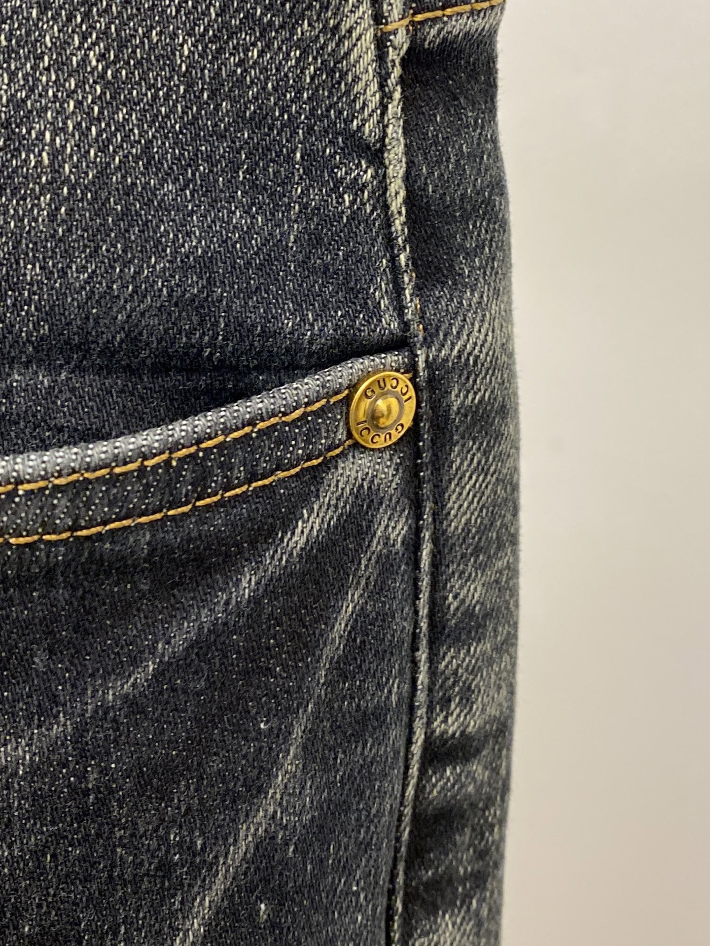 古奇、2025最新品，专柜同步有售，原单狠货，水洗休闲牛仔裤，进口原版水洗弹力面料，舒适有弹性，原版五金