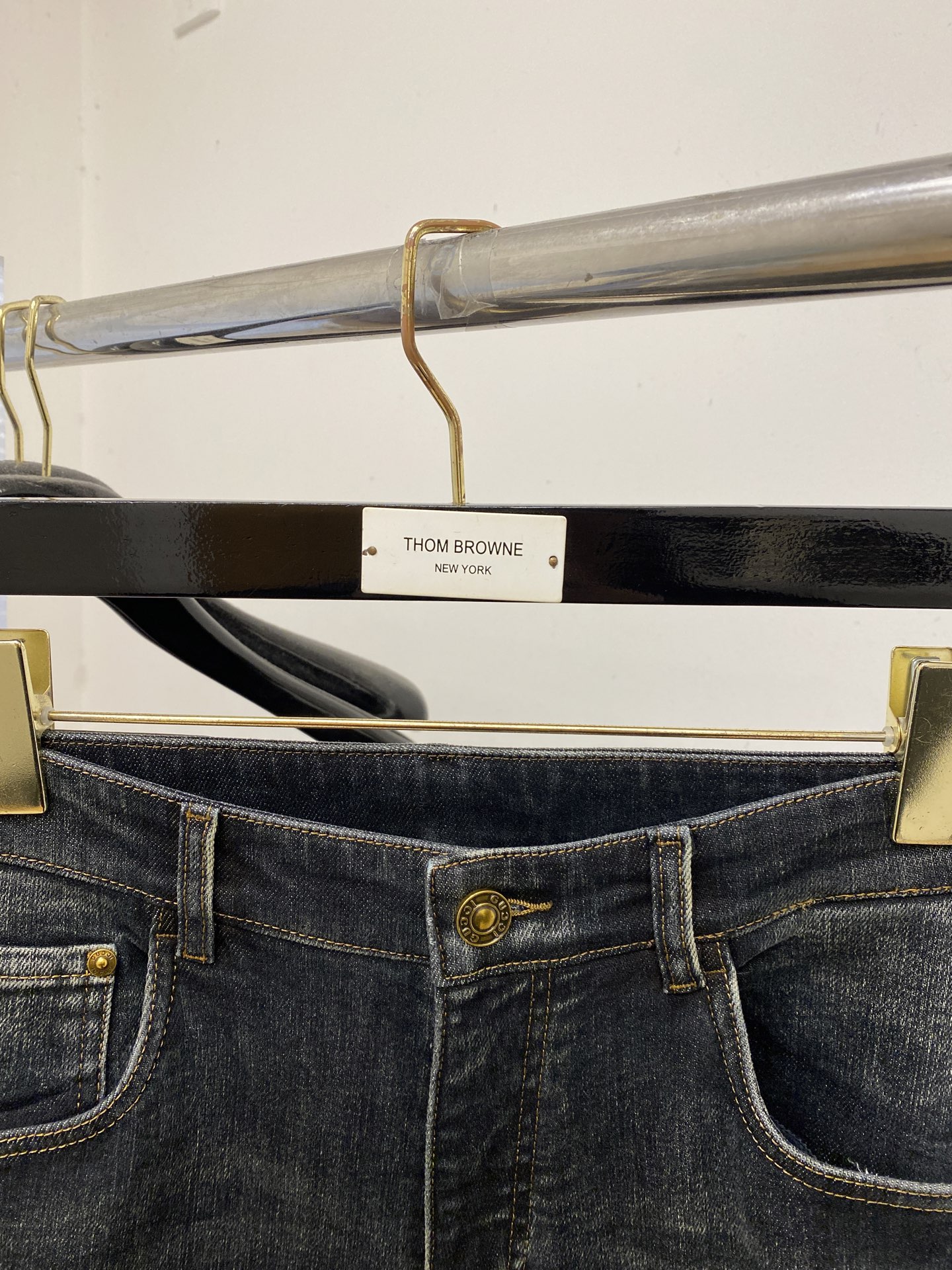 古奇、2025最新品，专柜同步有售，原单狠货，水洗休闲牛仔裤，进口原版水洗弹力面料，舒适有弹性，原版五金