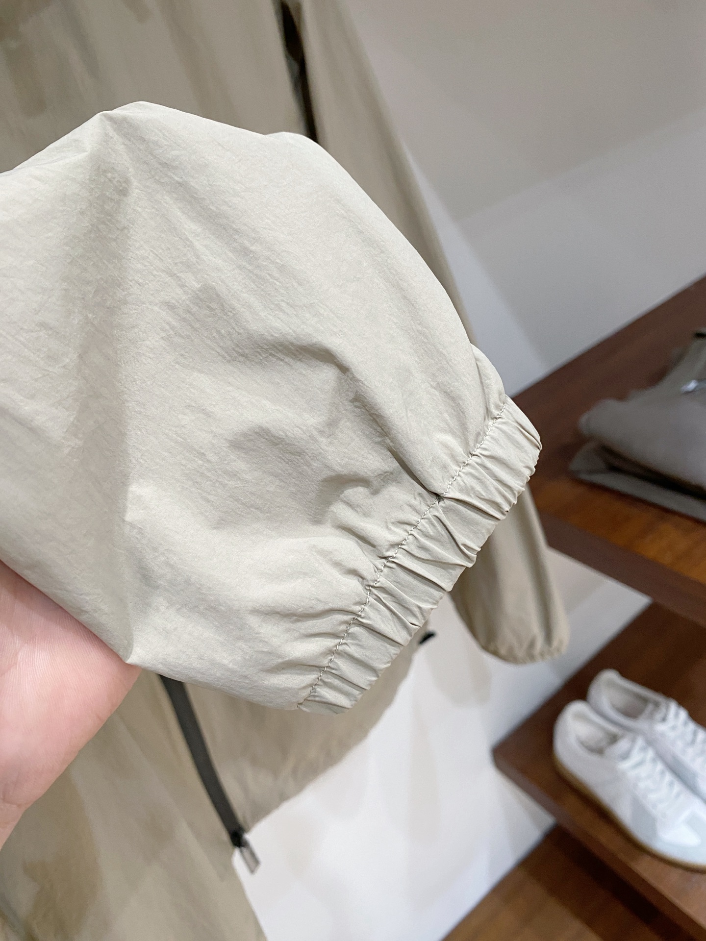 支持年后退换！巴宝莉、2025新品夹克外套，时尚帅气，简约百搭款，衣下刺绣装饰图案logo，定制原版面料