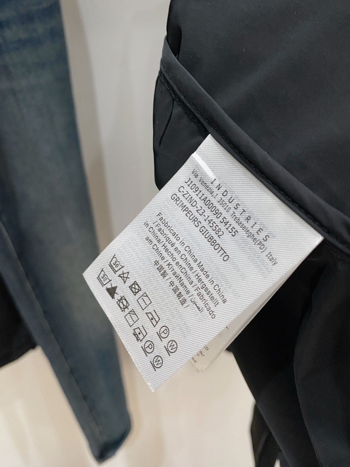 支持年后退换！蒙口、2025新品夹克外套，时尚帅气，简约百搭款，袖口刺绣装饰图案logo，定制原版面料，