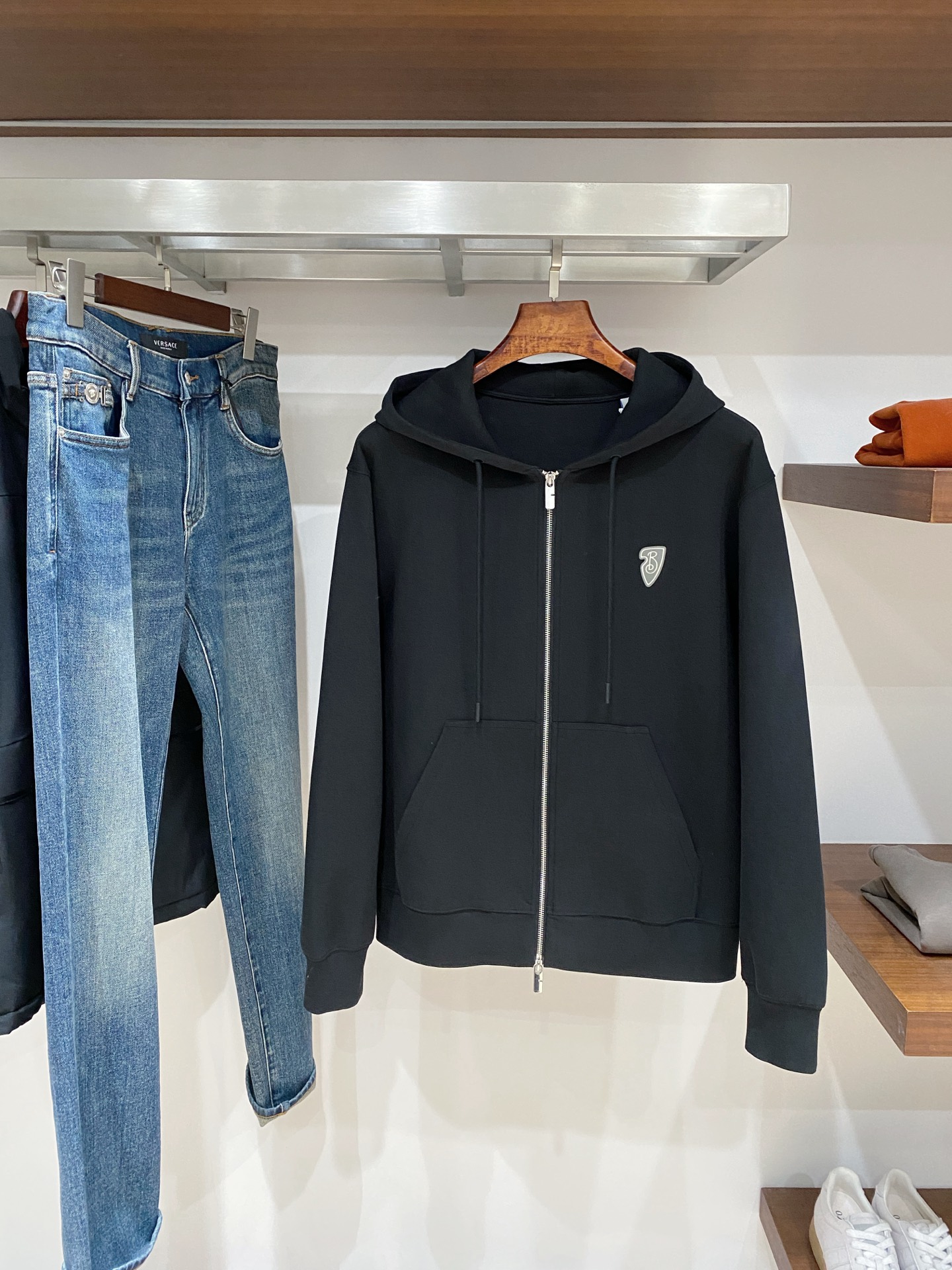 支持年后退换！巴宝莉、2025新品卫衣外套，帅气时尚，胸前顶级印花字母logo，简约百搭款。面料棉 不仅