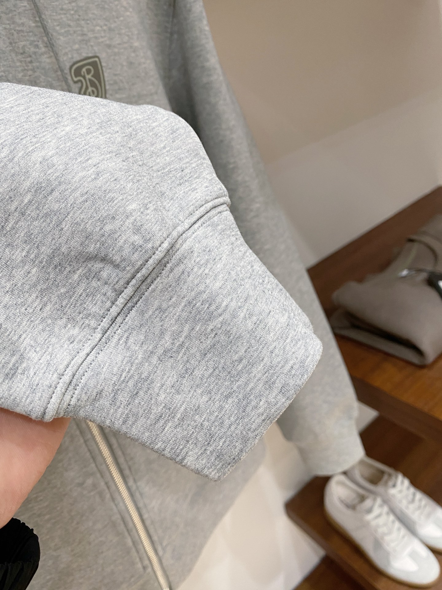 支持年后退换！巴宝莉、2025新品卫衣外套，帅气时尚，胸前顶级印花字母logo，简约百搭款。面料棉 不仅