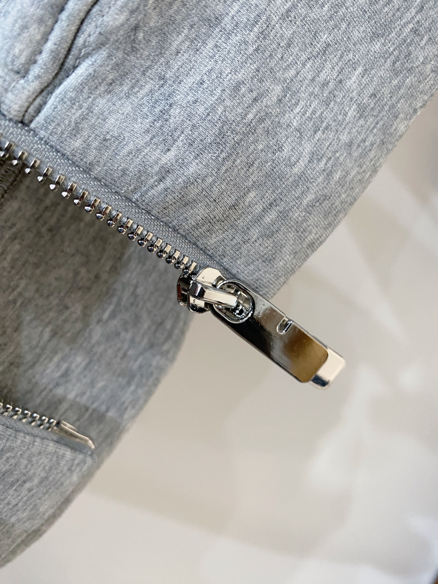 支持年后退换！巴宝莉、2025新品卫衣外套，帅气时尚，胸前顶级印花字母logo，简约百搭款。面料棉 不仅