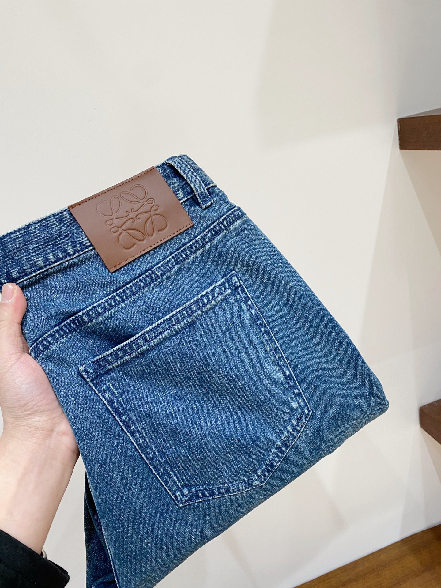 支持年后退换！罗意威、2025最新品，专柜同步有售，原单狠货，水洗休闲牛仔裤，进口原版水洗弹力面料，舒适