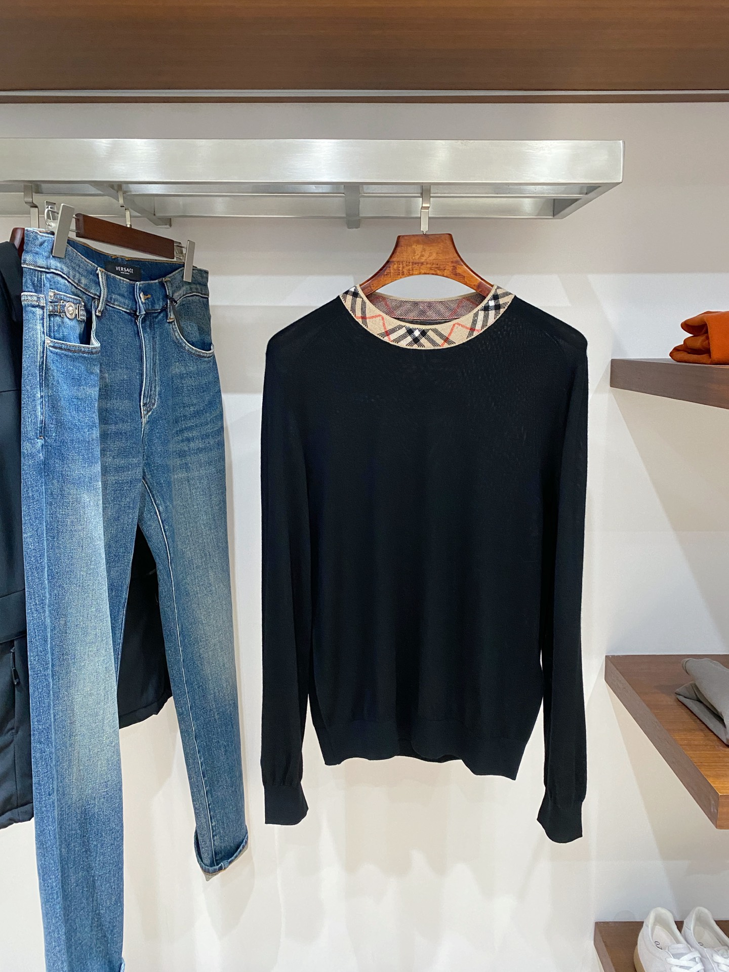 支持年后退换！巴宝莉、2025新品羊毛衣 具有手感细腻柔软，可直接与肌肤接触，让暖心的纱线变化出细腻的质