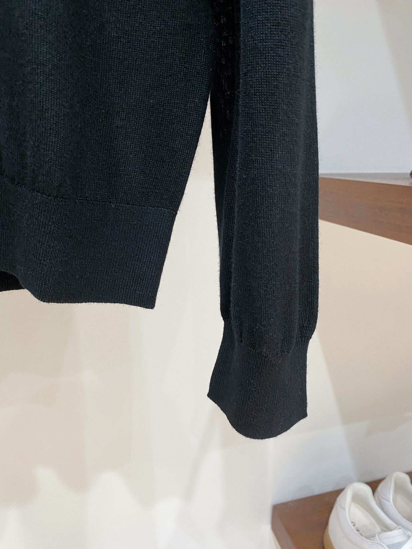 支持年后退换！巴宝莉、2025新品羊毛衣 具有手感细腻柔软，可直接与肌肤接触，让暖心的纱线变化出细腻的质