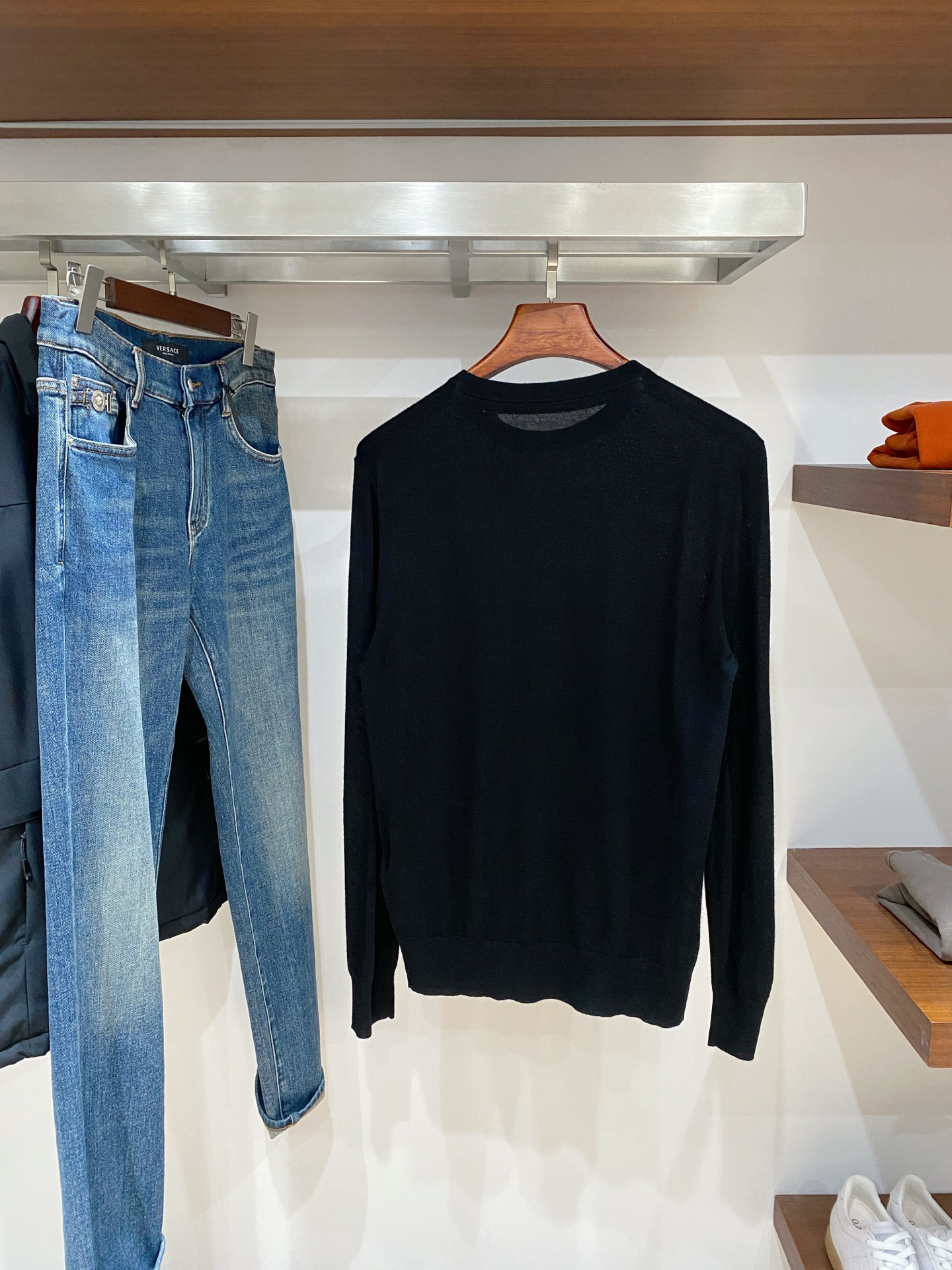 支持年后退换！巴宝莉、2025新品羊毛衣 具有手感细腻柔软，可直接与肌肤接触，让暖心的纱线变化出细腻的质