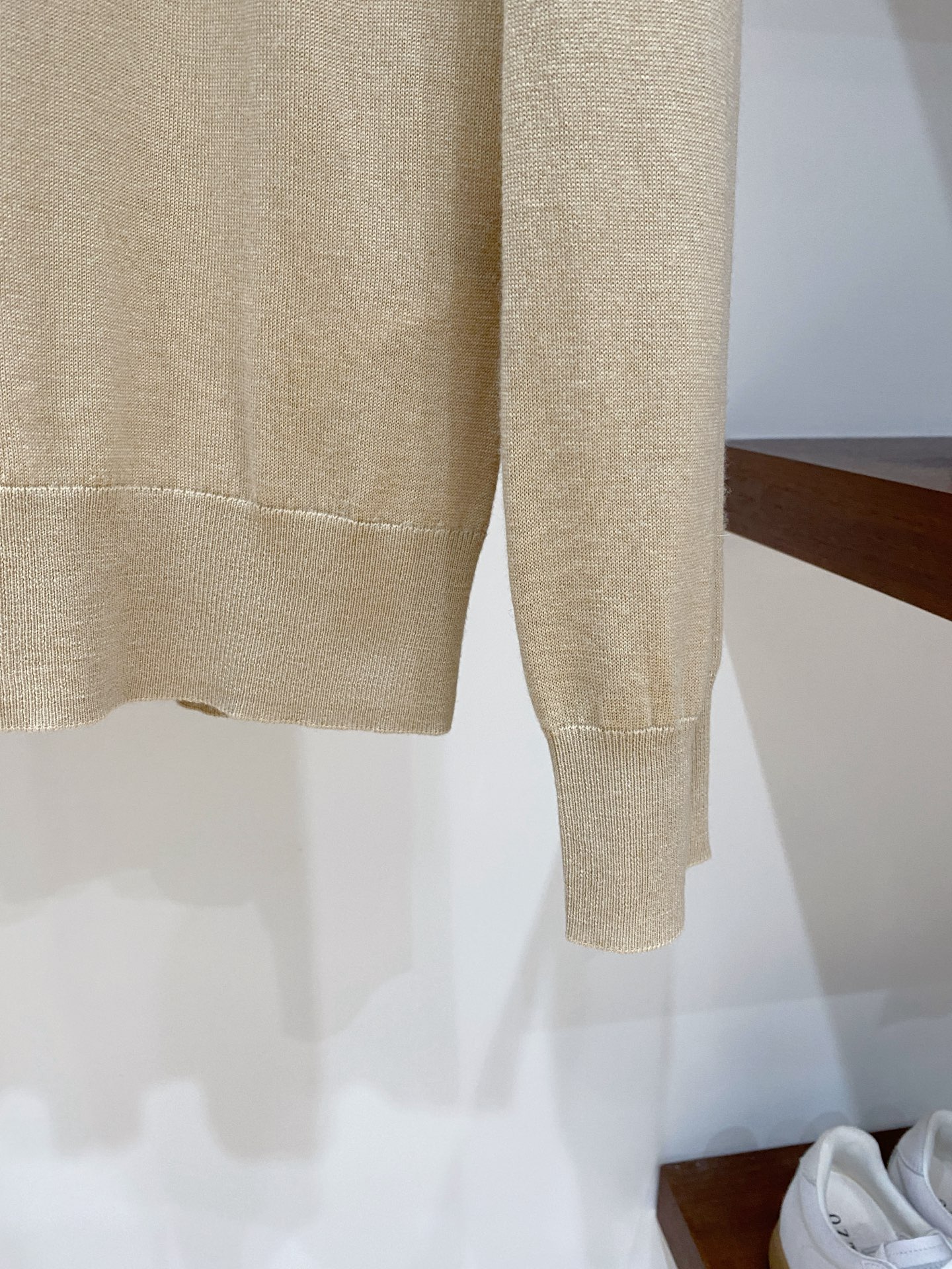 支持年后退换！巴宝莉、2025新品羊毛衣 具有手感细腻柔软，可直接与肌肤接触，让暖心的纱线变化出细腻的质