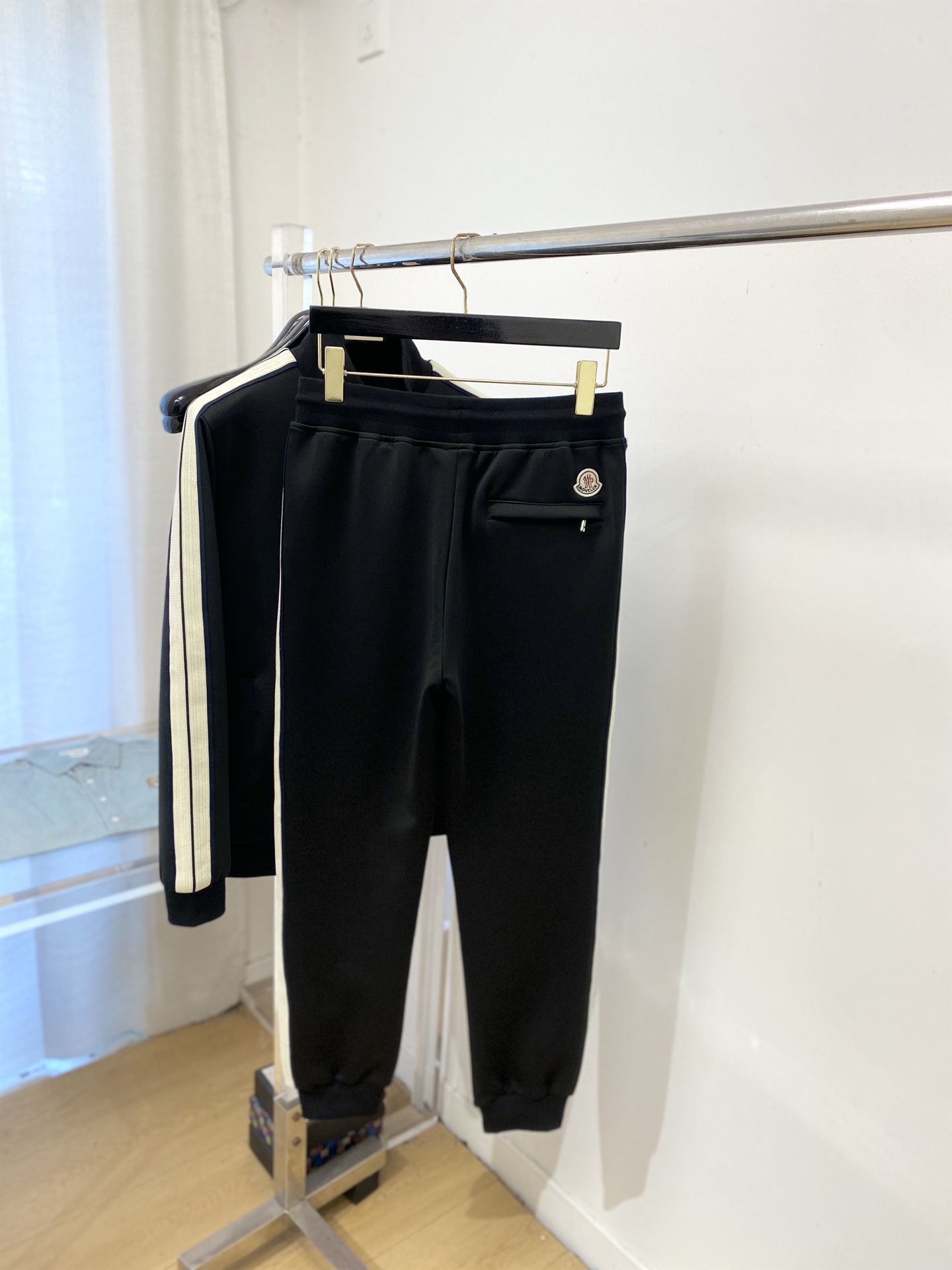 🌾退换！蒙口、2025最新品，时尚休闲套装，顶级原版面料打造，穿着舒适，吸湿性透气性都非常良好，色牢度超