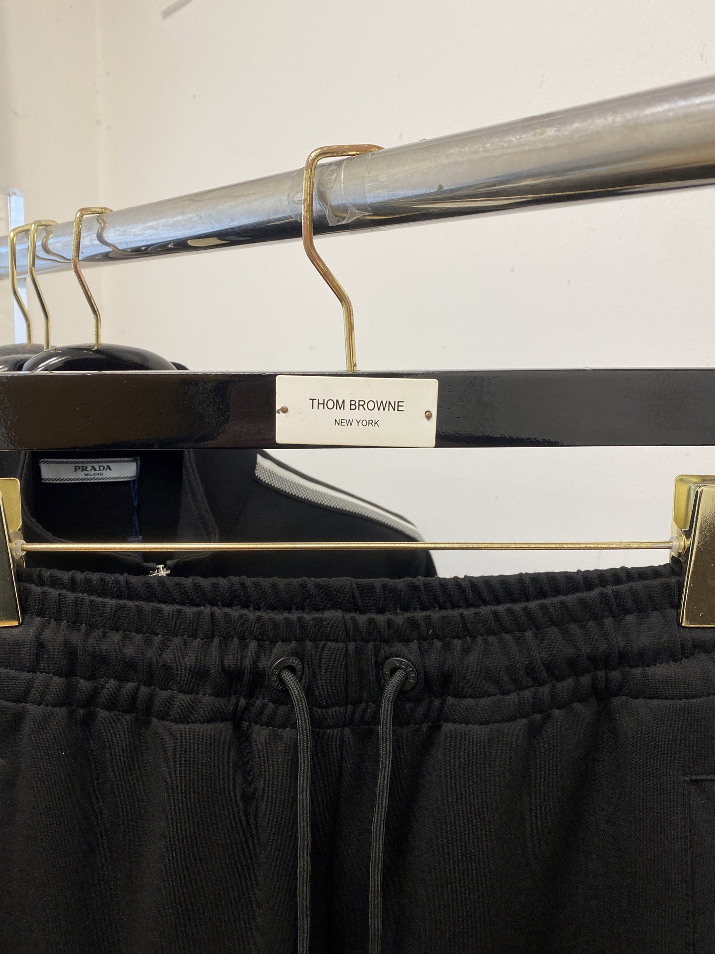 🌾退换！普拉达、2025最新品，时尚休闲套装，顶级原版面料打造，穿着舒适，吸湿性透气性都非常良好，色牢度