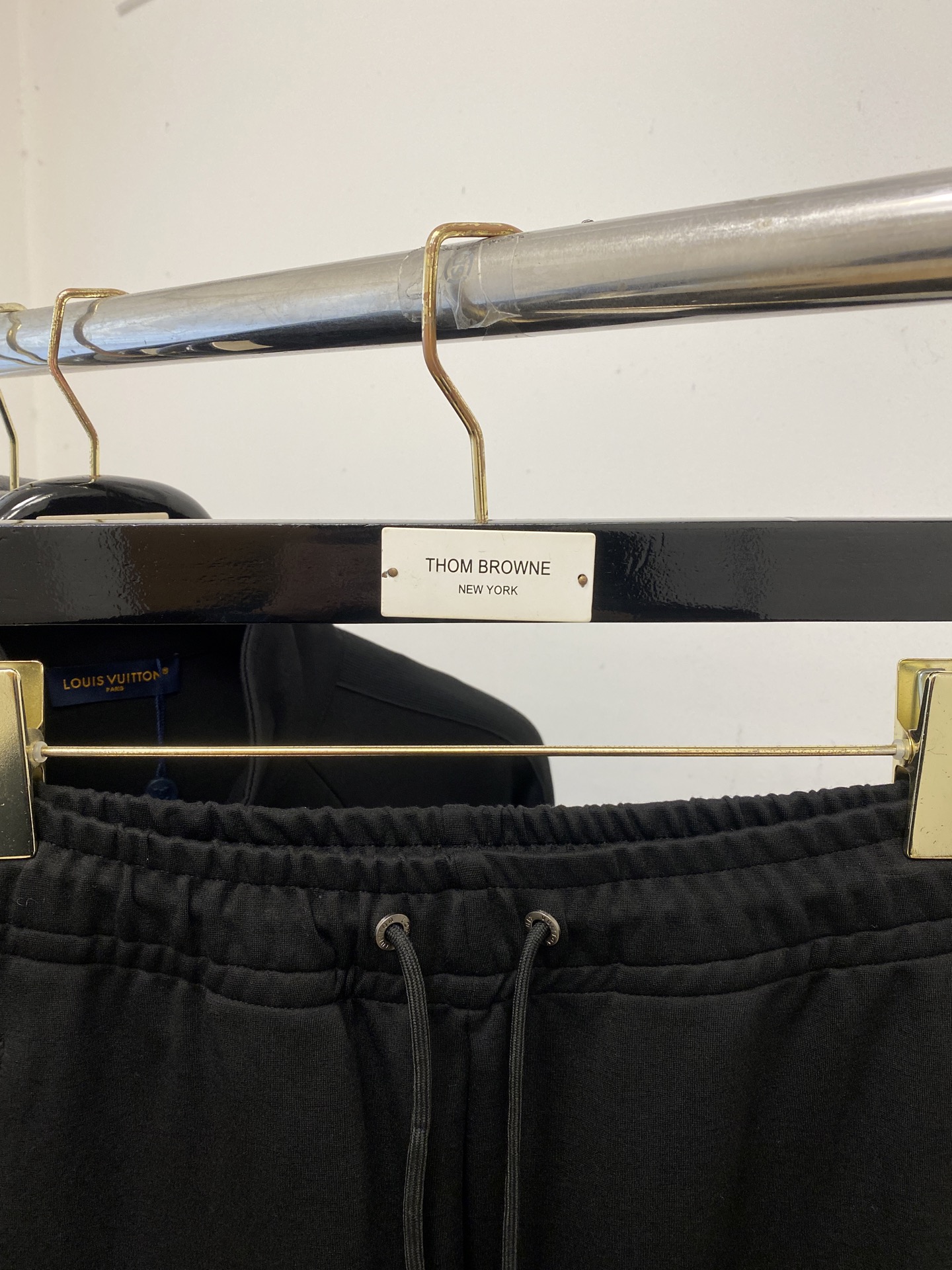 🌾退换！路易威登、2025最新品，时尚休闲套装，顶级原版面料打造，穿着舒适，吸湿性透气性都非常良好，色牢