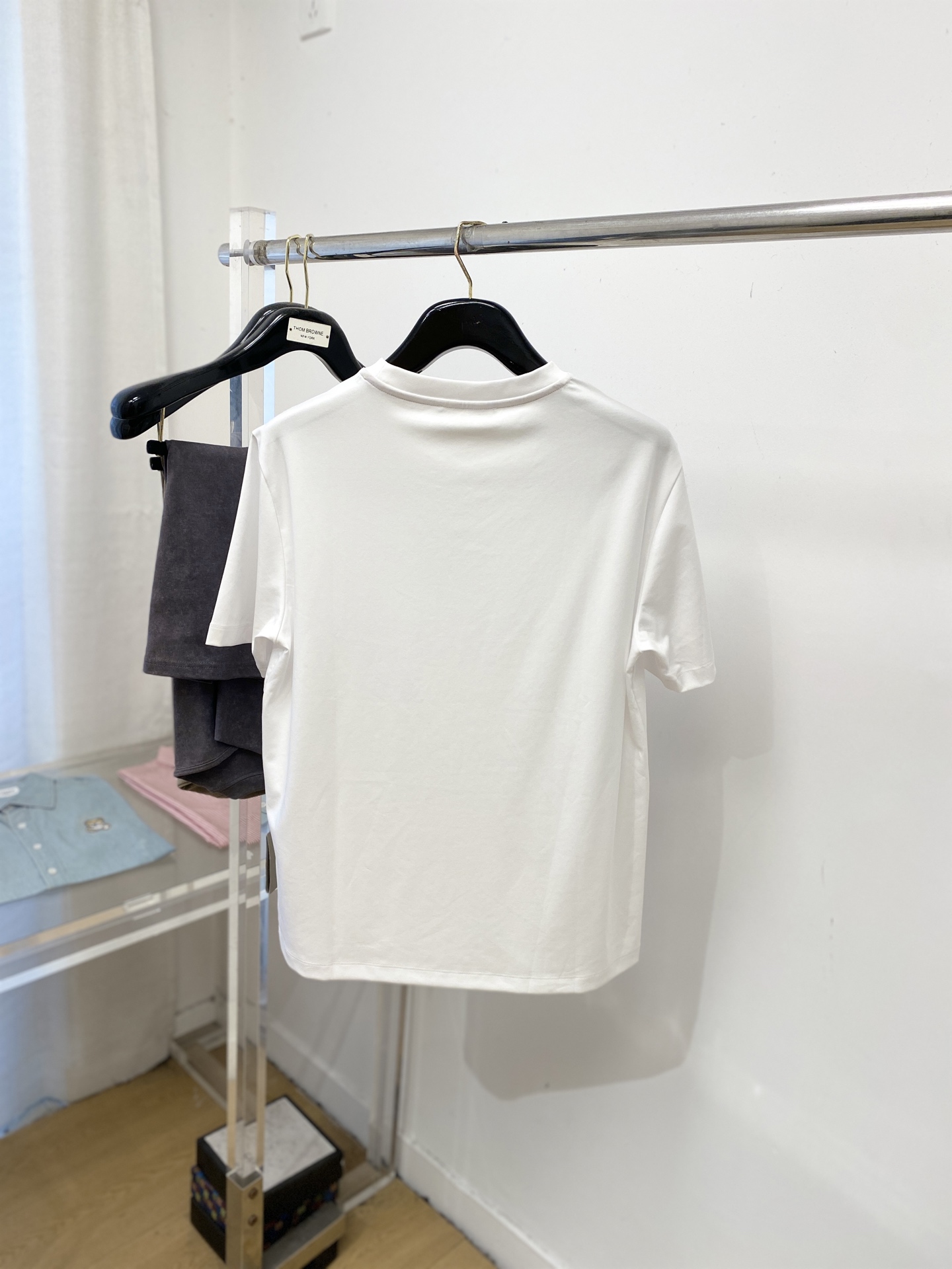 Loro Piana、2026新品短袖T恤，帅气时尚，简约百搭款。衣下精致刺绣字母Logo，面料棉 不仅