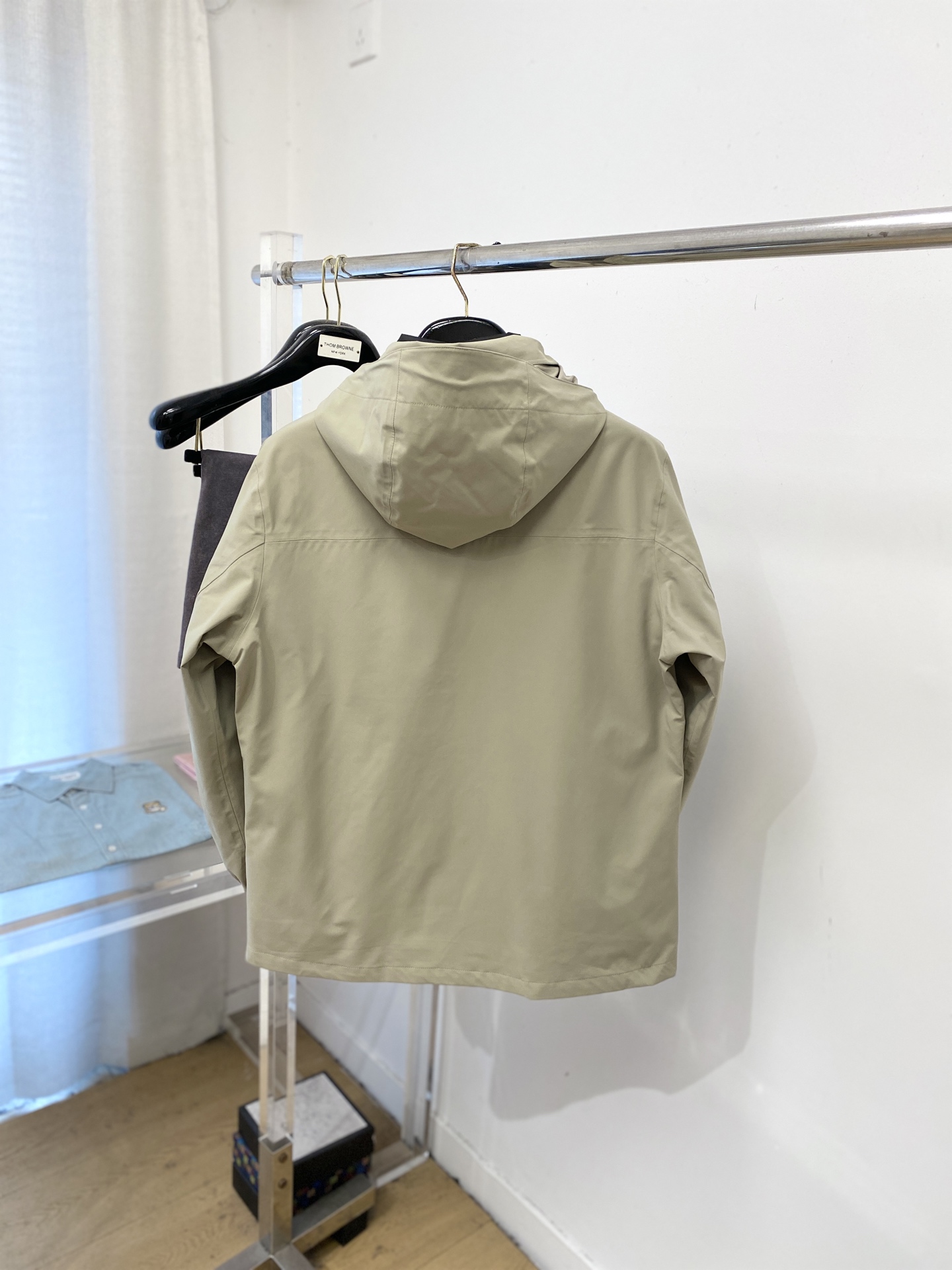始祖鸟、2026最新款男士三合一羽绒服、羽绒内胆可自由拆卸。一件三穿！面料柔软舒适 ．上身版型超赞 ．拉链．辅料都是客供