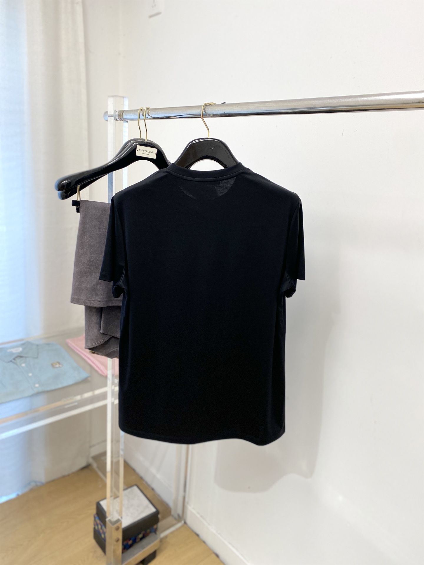 Loro piana、2026新品短袖T恤，帅气时尚，胸前顶级印胶装饰字母logo，简约百搭款。面料棉 