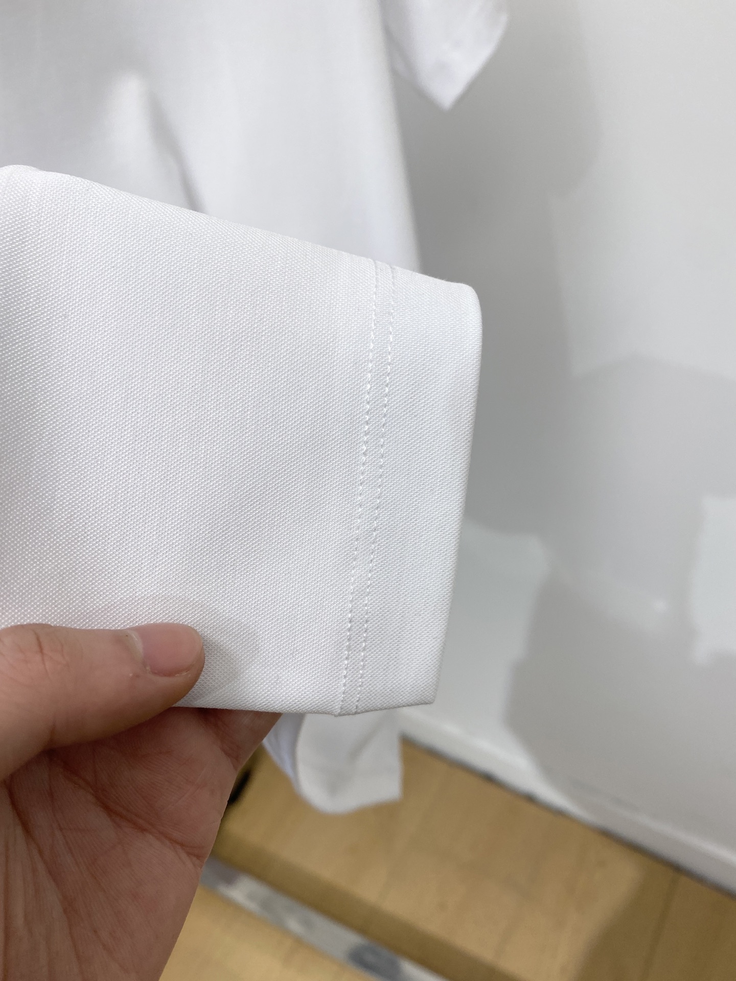 Loro piana、2026新品短袖T恤，帅气时尚，胸前顶级印胶装饰字母logo，简约百搭款。面料棉 