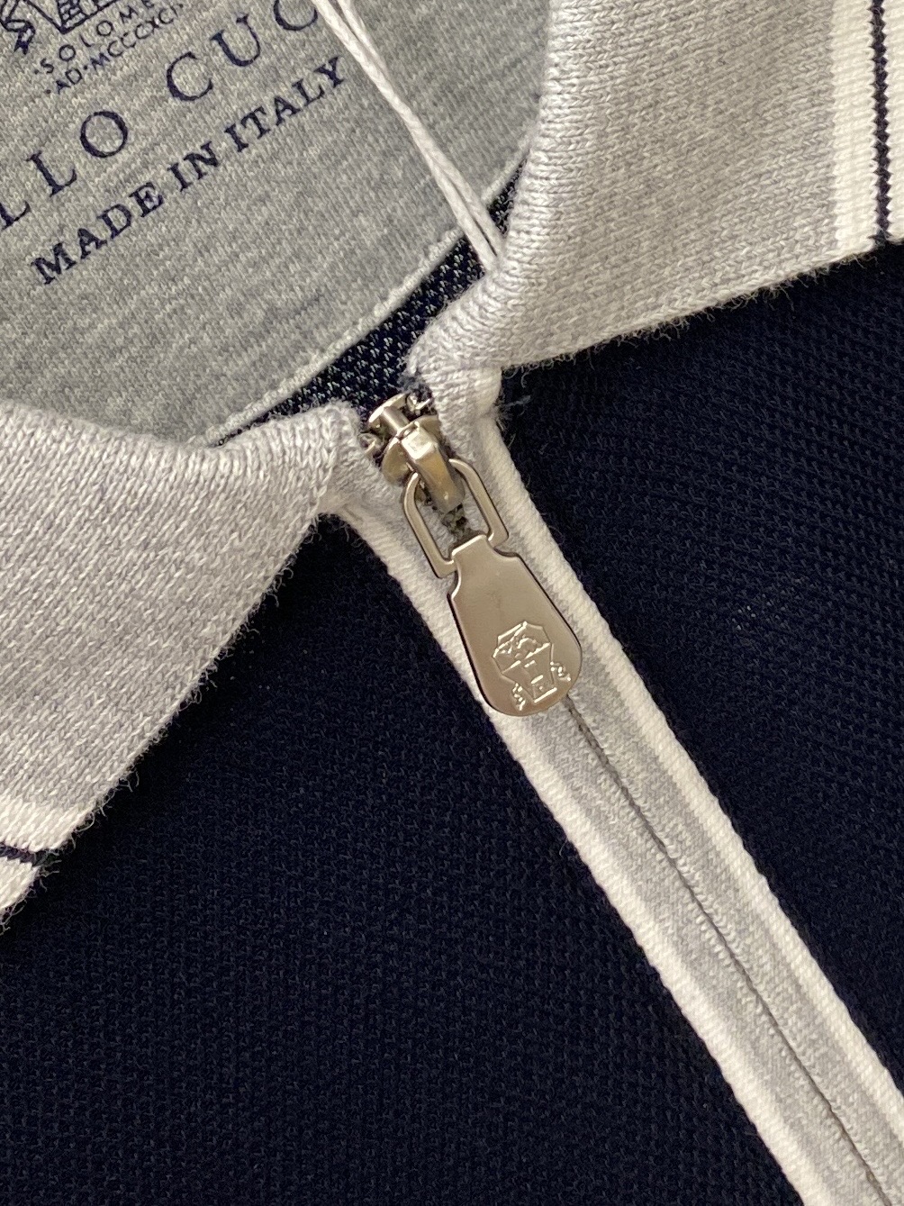 Brunello Cucinelli、2026新品短袖T恤，帅气时尚，胸前凹凸印胶图案logo，简约百搭