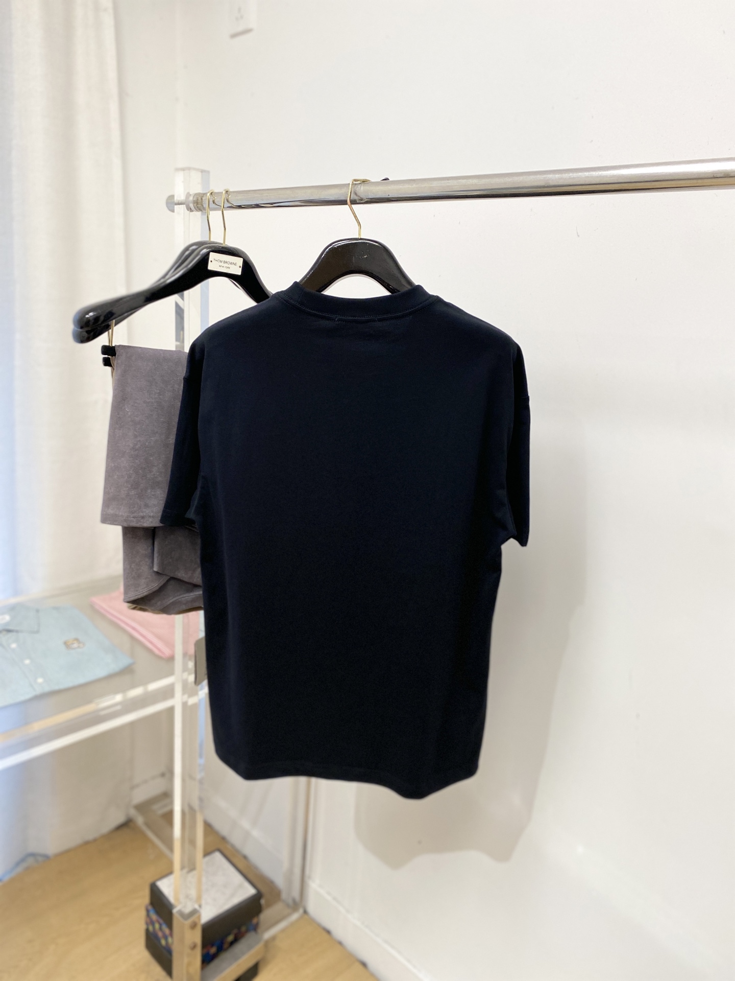 迪奥、2026新品短袖T恤，帅气时尚，胸前精致刺绣字母logo，简约百搭款。面料棉 不仅挺括，保持潮流的