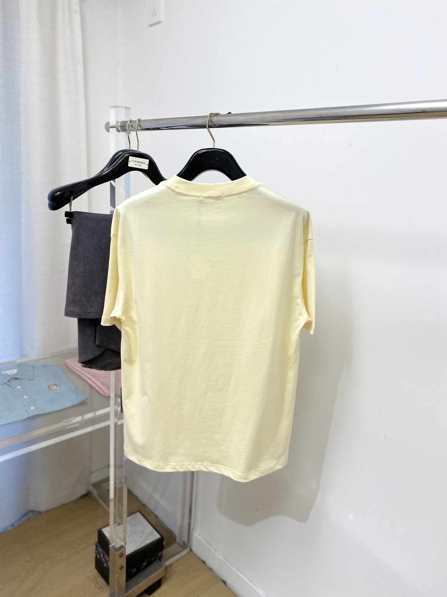 迪奥、2026新品短袖T恤，帅气时尚，胸前精致刺绣图案字母logo，简约百搭款。面料棉 不仅挺括，保持潮