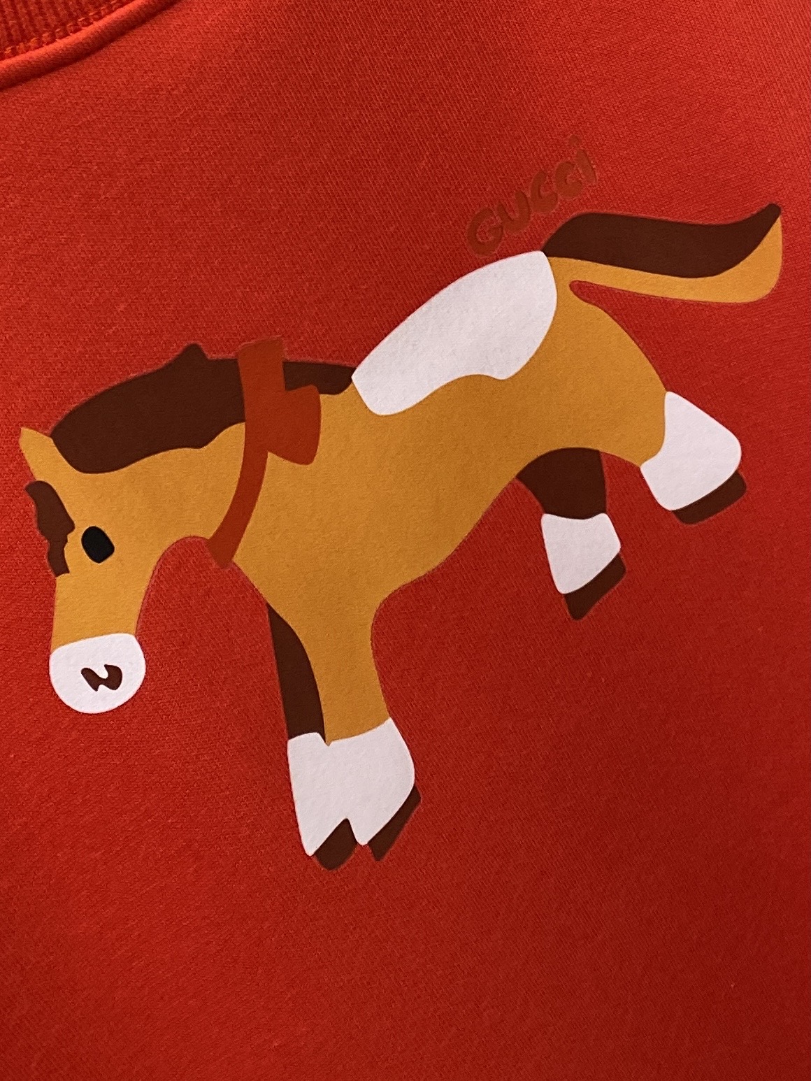 🌾退换！ 古奇、2025新品加绒卫衣，帅气时尚，胸前顶级印花字母图案logo，简约百搭款。面料棉 不仅挺