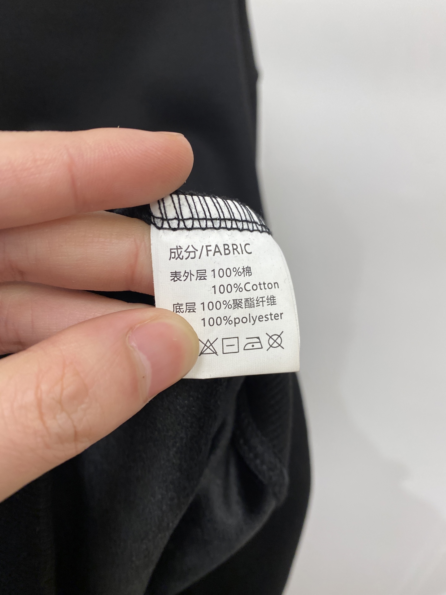 🌾退换！ 古奇、2025新品加绒卫衣，帅气时尚，胸前顶级印花字母图案logo，简约百搭款。面料棉 不仅挺