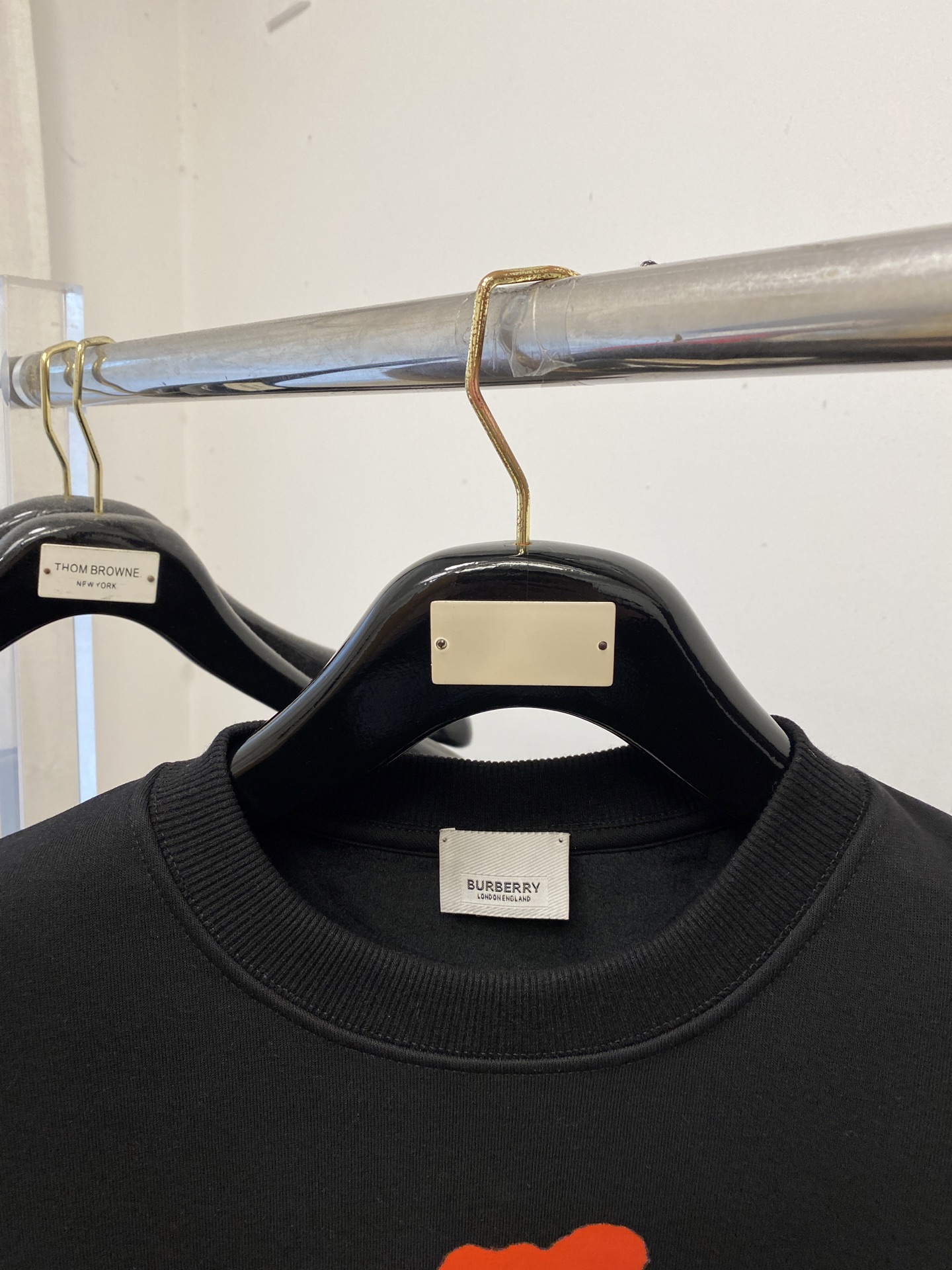 🌾退换！ 巴宝莉、2025新品加绒卫衣，帅气时尚，胸前顶级印花字母图案logo，简约百搭款。面料棉 不仅