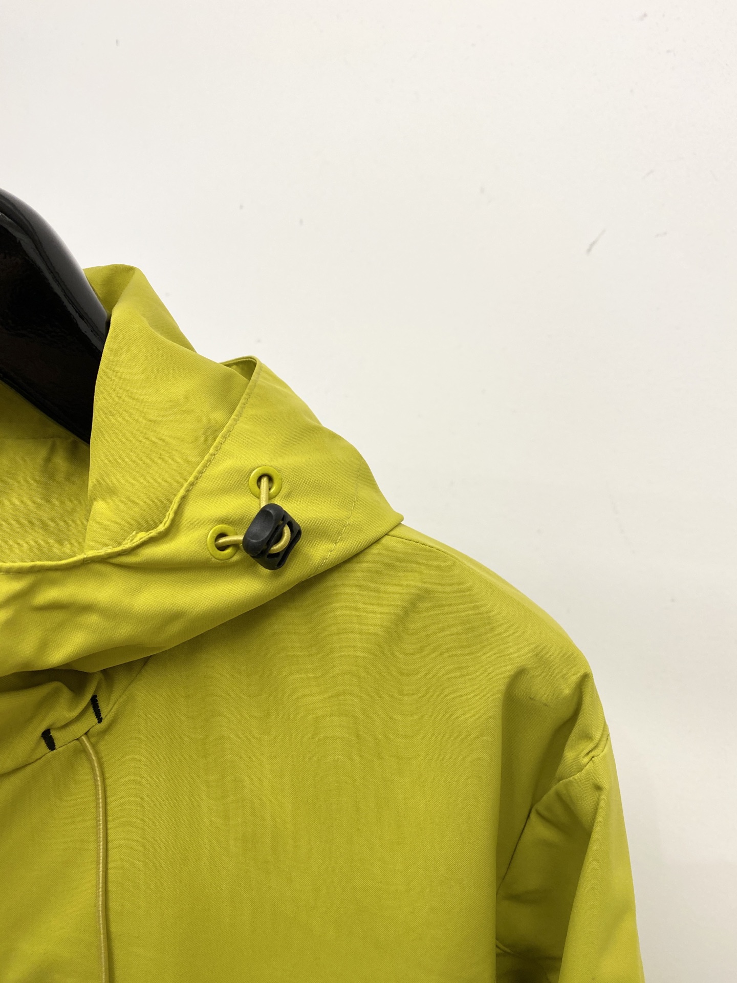 🌾退换！miu miu、2025新品夹克外套，时尚帅气，简约百搭款，胸前顶级印胶字母logo，定制原版面