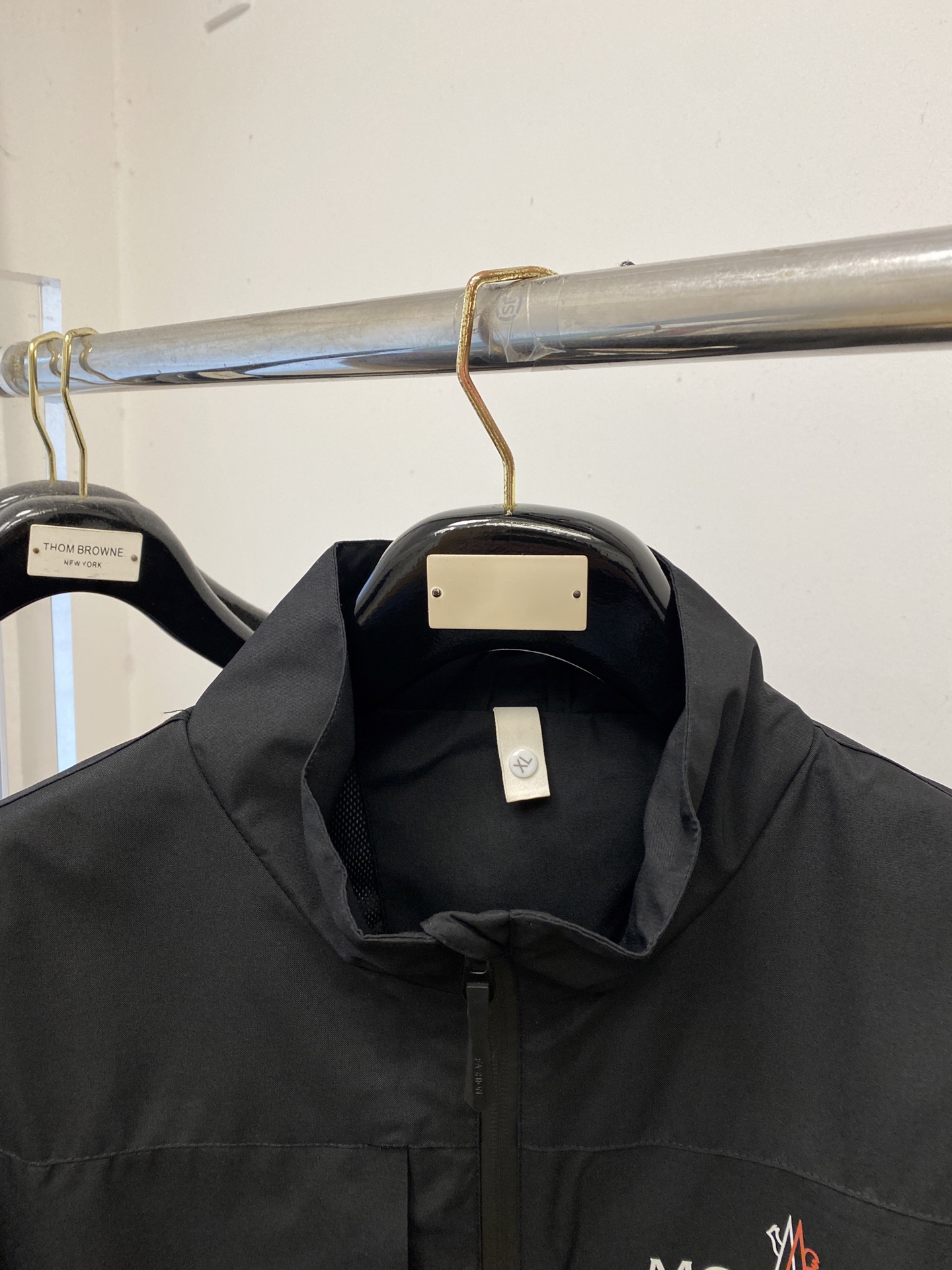 🌾退换！蒙口、2025新品夹克外套，时尚帅气，简约百搭款，胸前顶级印胶图案字母logo，定制原版面料，不