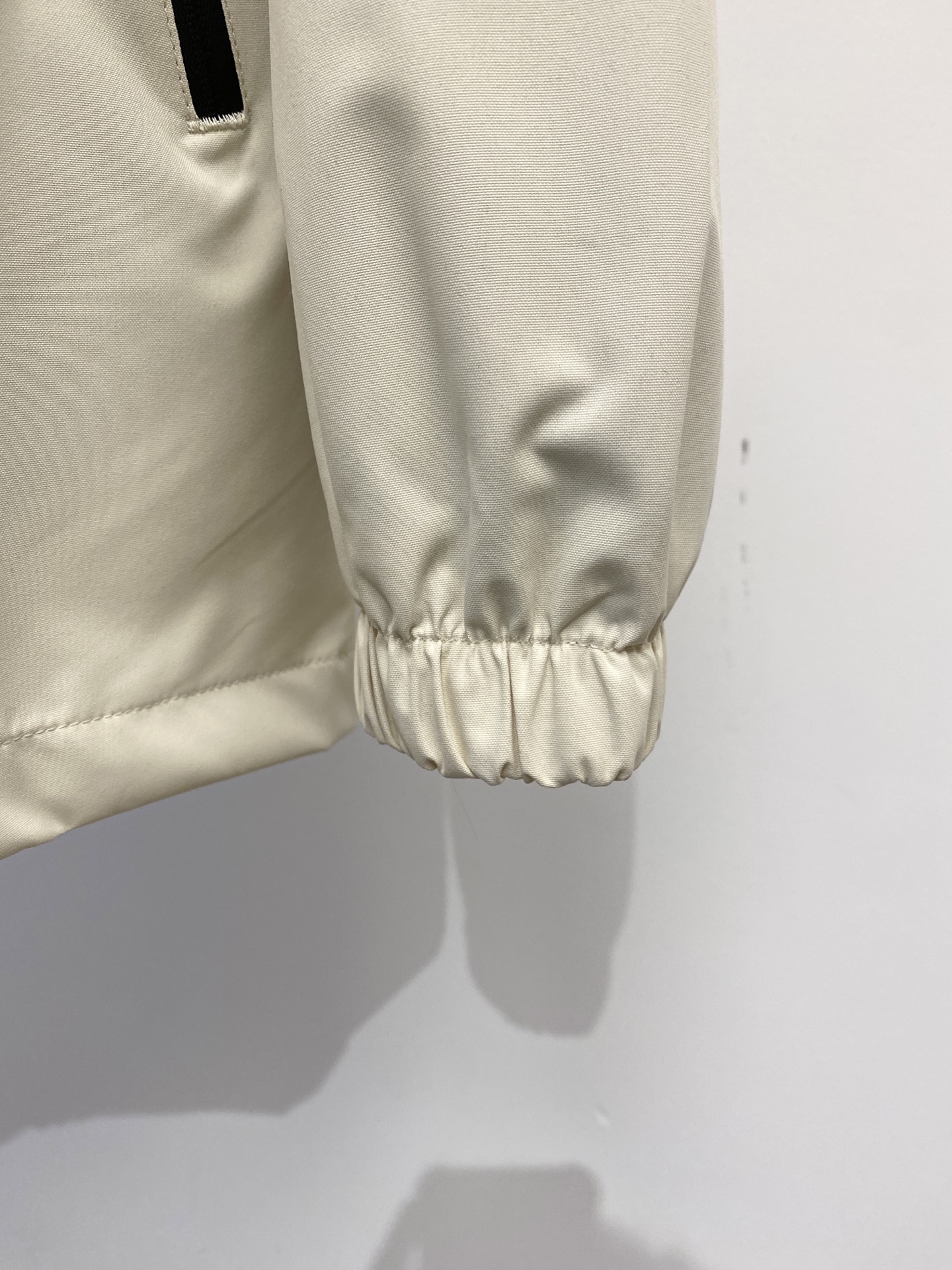 🌾退换！蒙口、2025新品夹克外套，时尚帅气，简约百搭款，胸前顶级印胶图案字母logo，定制原版面料，不