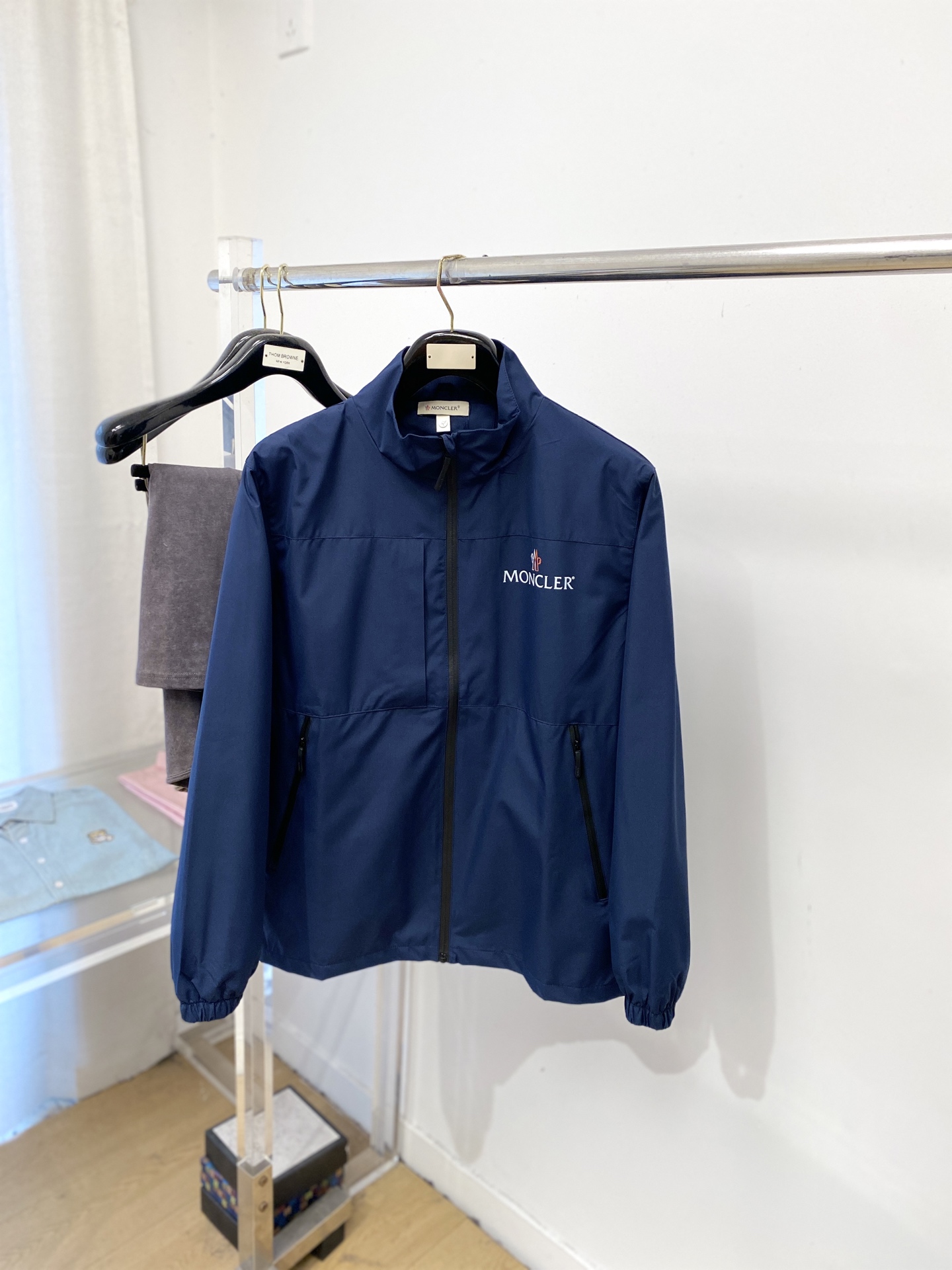 🌾退换！蒙口、2025新品夹克外套，时尚帅气，简约百搭款，胸前顶级印胶图案字母logo，定制原版面料，不