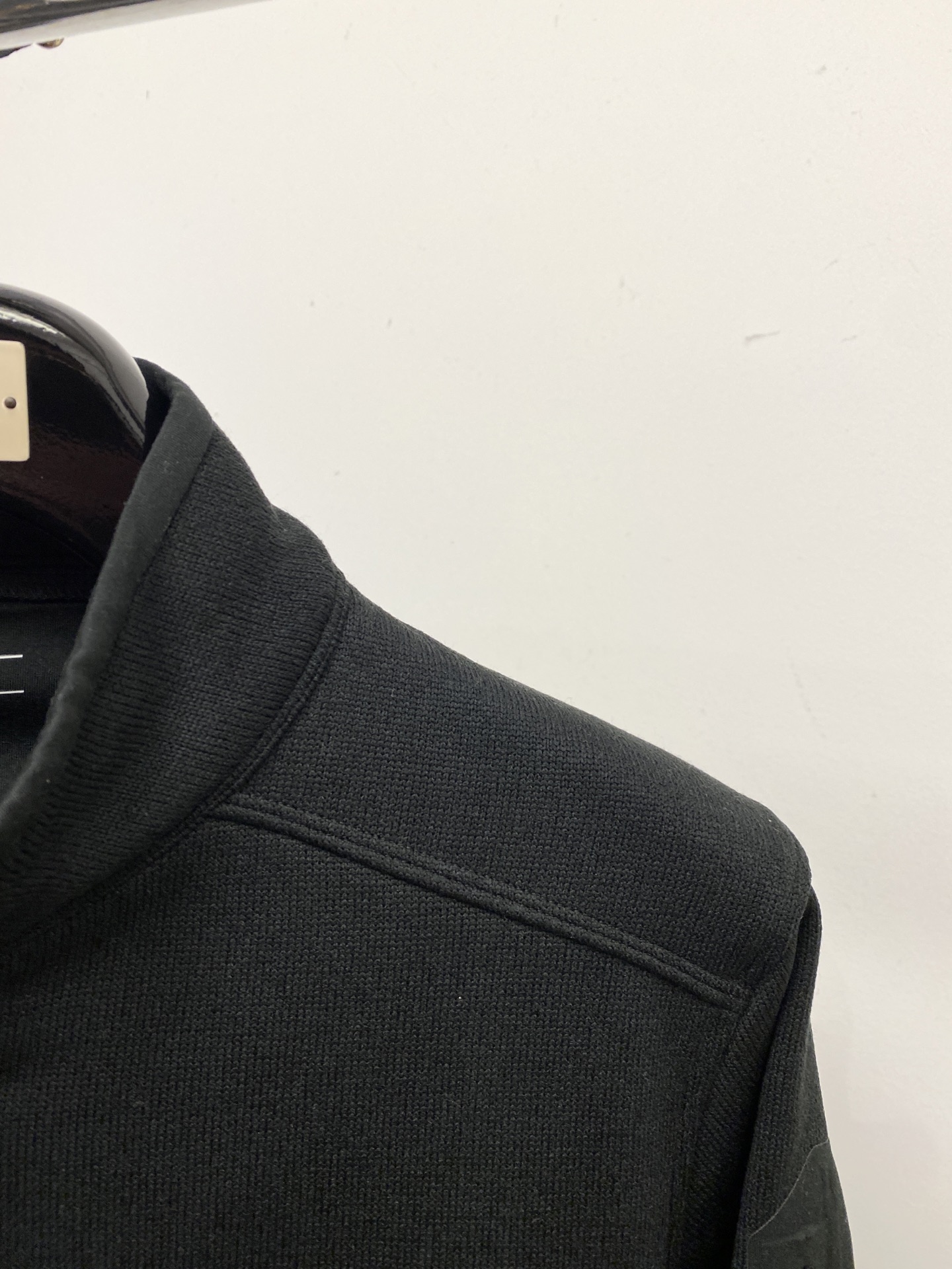 🌾退换！ 石头岛、2025新品卫衣外套，帅气时尚，胸前精致刺绣图案字母logo，简约百搭款。面料棉 不仅