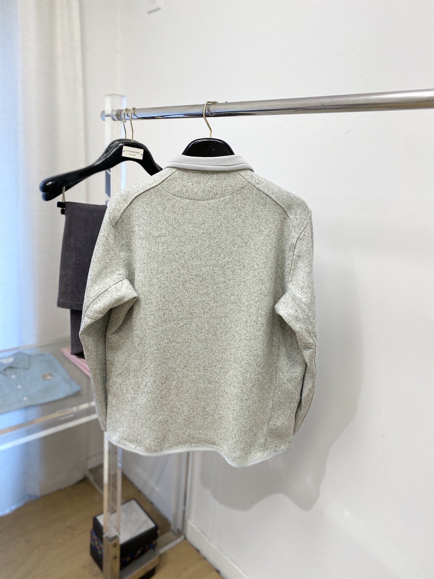 🌾退换！ 石头岛、2025新品卫衣外套，帅气时尚，胸前精致刺绣图案字母logo，简约百搭款。面料棉 不仅