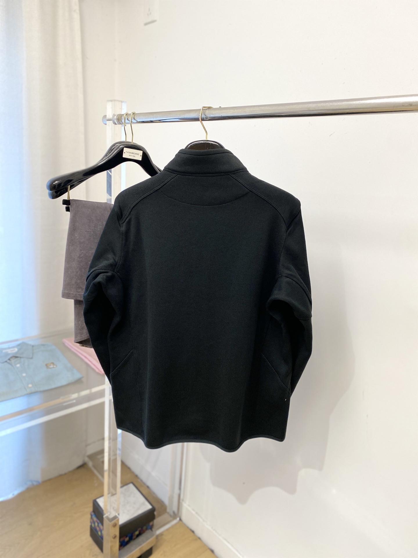 🌾退换！ 始祖鸟、2025新品卫衣外套，帅气时尚，胸前精致刺绣图案字母logo，简约百搭款。面料棉 不仅