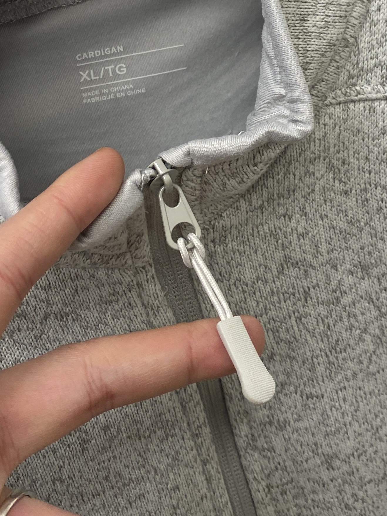 🌾退换！ 始祖鸟、2025新品卫衣外套，帅气时尚，胸前精致刺绣图案字母logo，简约百搭款。面料棉 不仅