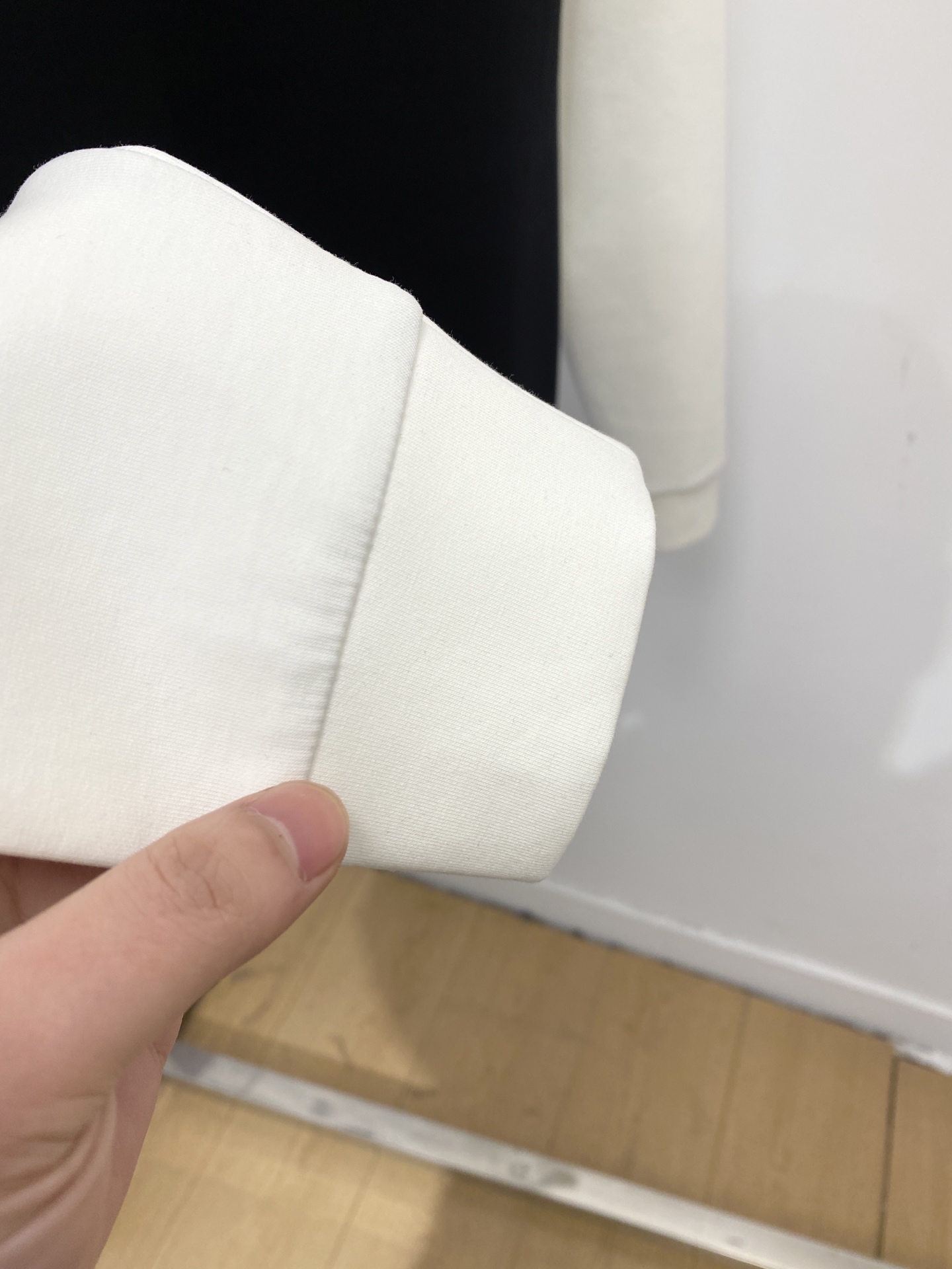 🌾退换！ 蒙口、2025新品长袖卫衣，帅气时尚，胸前刺绣装饰图案logo，简约百搭款。面料棉 不仅挺括，