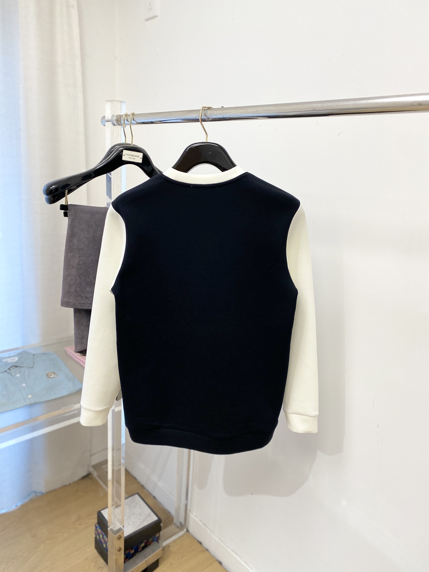 🌾退换！ 蒙口、2025新品长袖卫衣，帅气时尚，胸前刺绣装饰图案logo，简约百搭款。面料棉 不仅挺括，