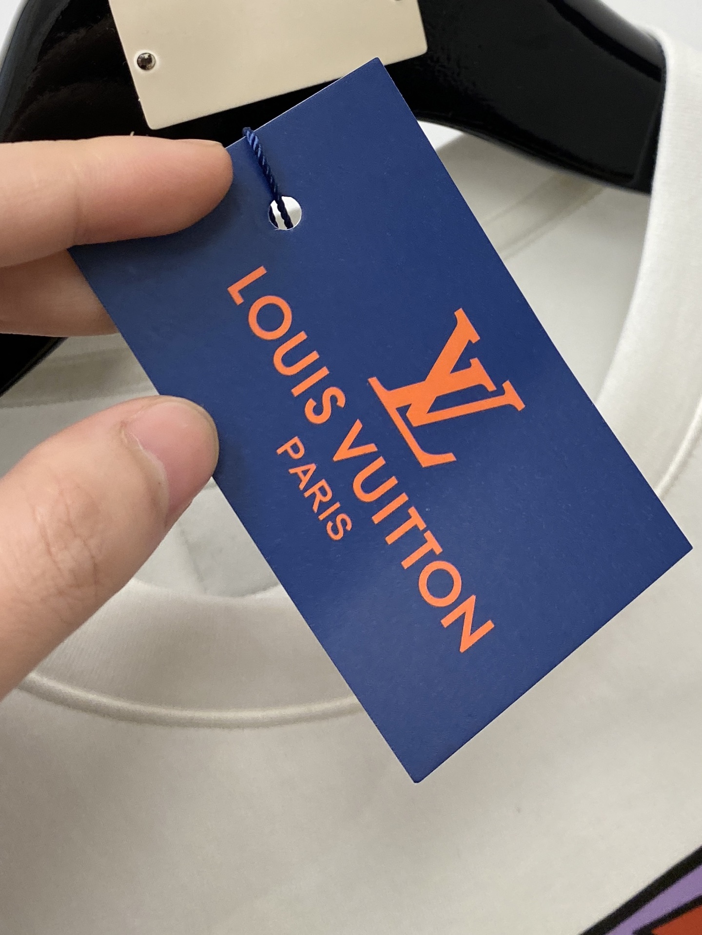 🌾退换！ 路易威登、2025新品长袖卫衣，帅气时尚，胸前顶级印花字母图案logo，简约百搭款。面料棉 不