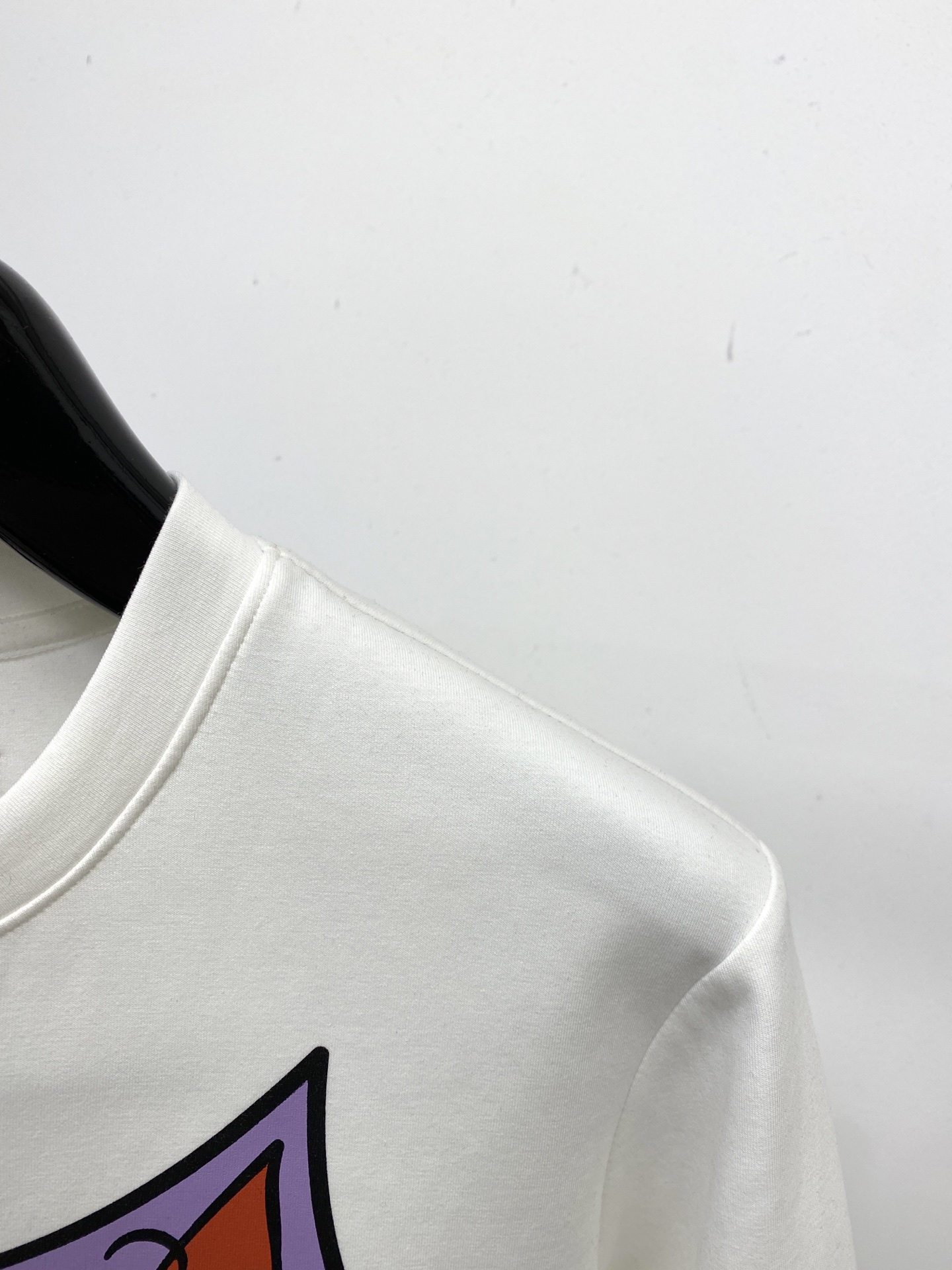 🌾退换！ 路易威登、2025新品长袖卫衣，帅气时尚，胸前顶级印花字母图案logo，简约百搭款。面料棉 不