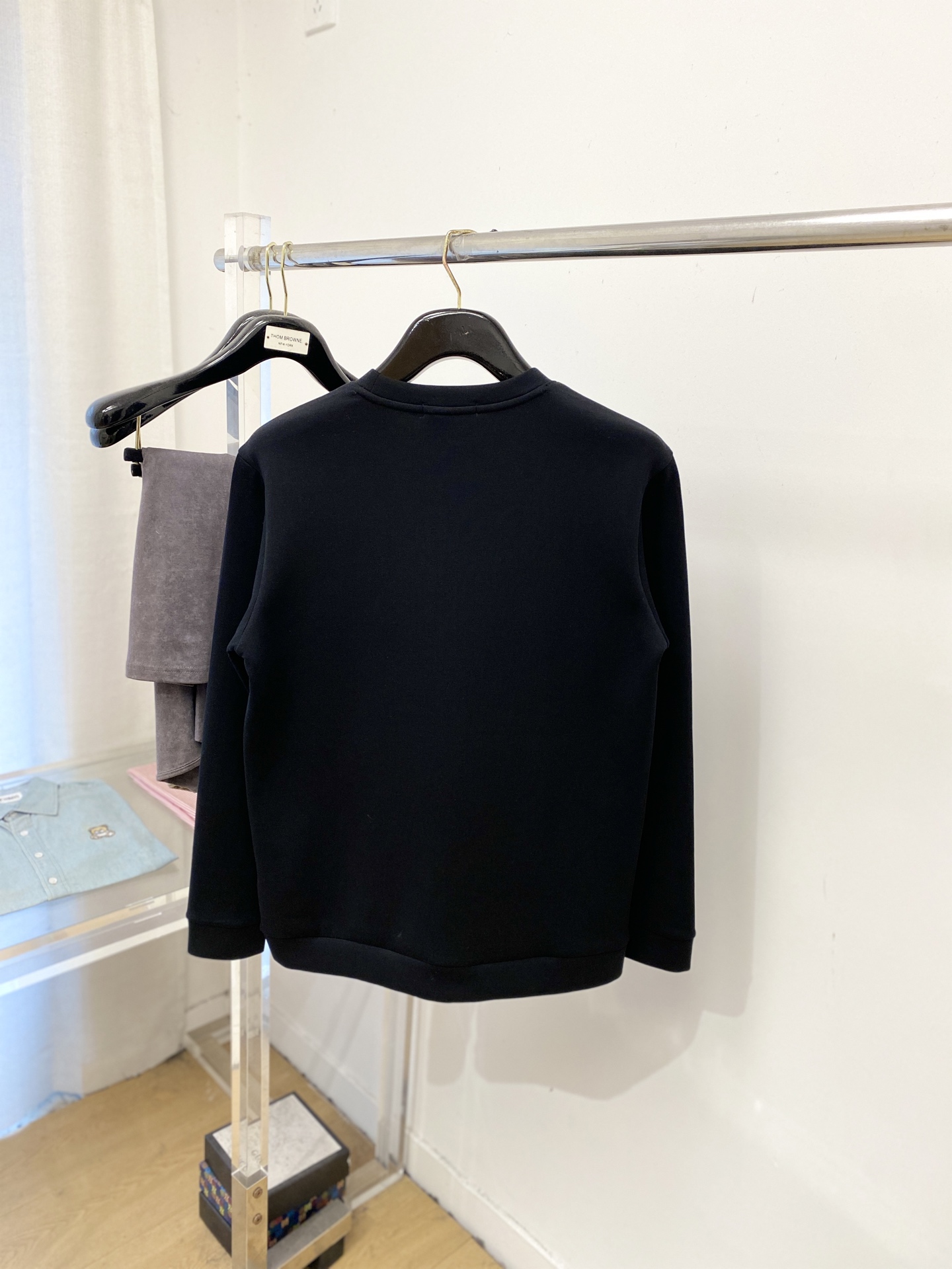 🌾退换！ 罗意威、2025新品长袖卫衣，帅气时尚，胸前精致刺绣图案字母logo，简约百搭款。面料棉 不仅