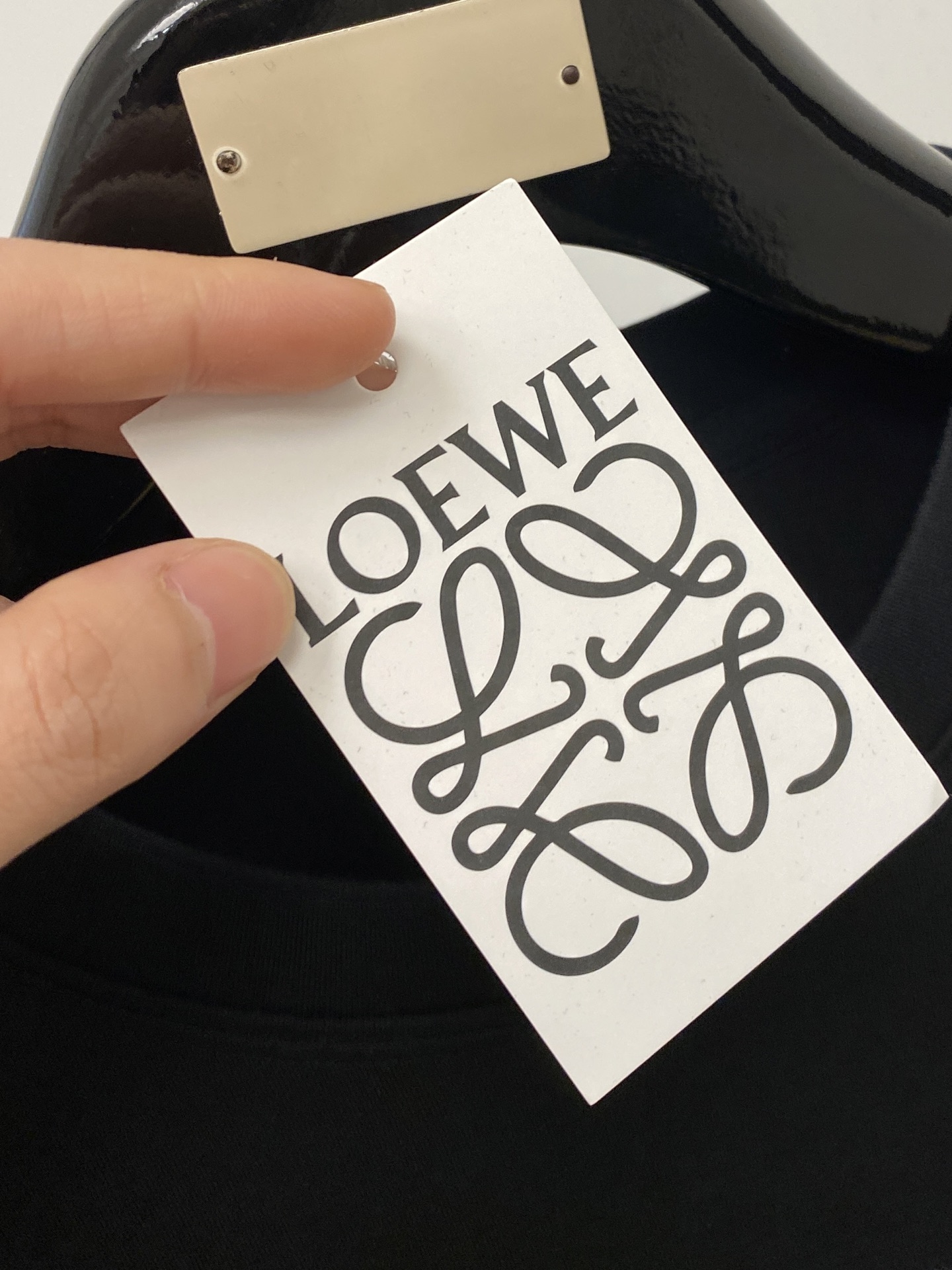 🌾退换！ 罗意威、2025新品长袖卫衣，帅气时尚，胸前精致刺绣图案字母logo，简约百搭款。面料棉 不仅