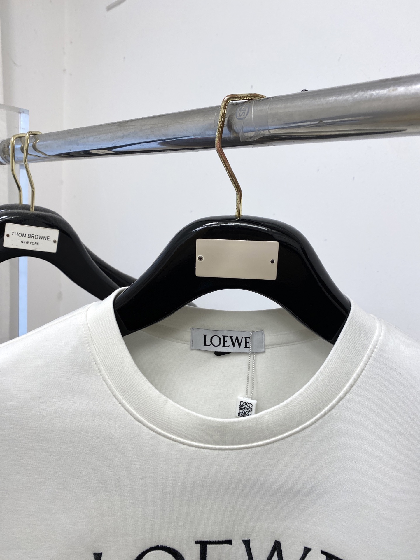 🌾退换！ 罗意威、2025新品长袖卫衣，帅气时尚，胸前精致刺绣图案字母logo，简约百搭款。面料棉 不仅