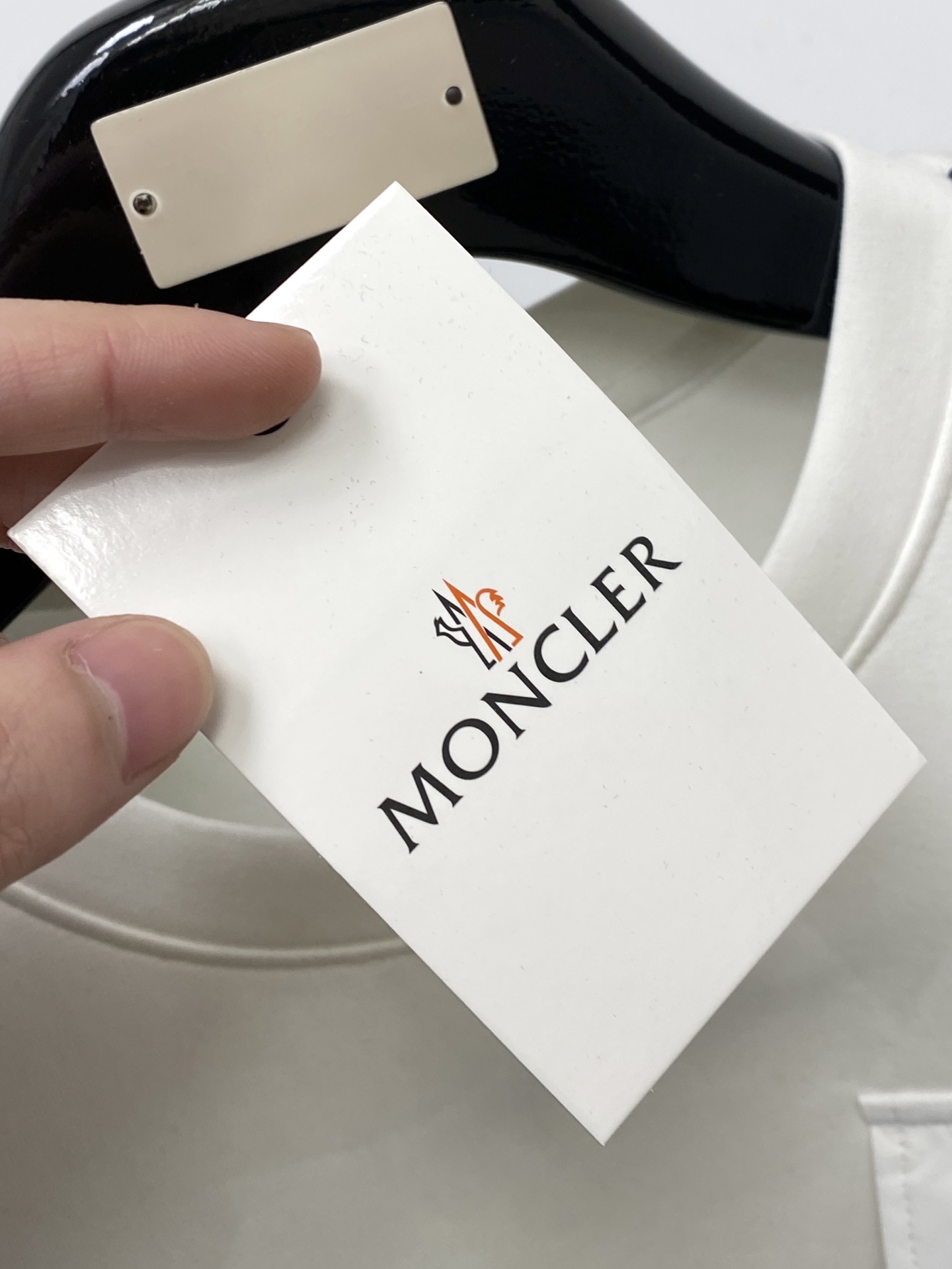 🌾退换！ 蒙口、2025新品长袖卫衣，帅气时尚，胸前刺绣装饰图案logo，简约百搭款。面料棉 不仅挺括，