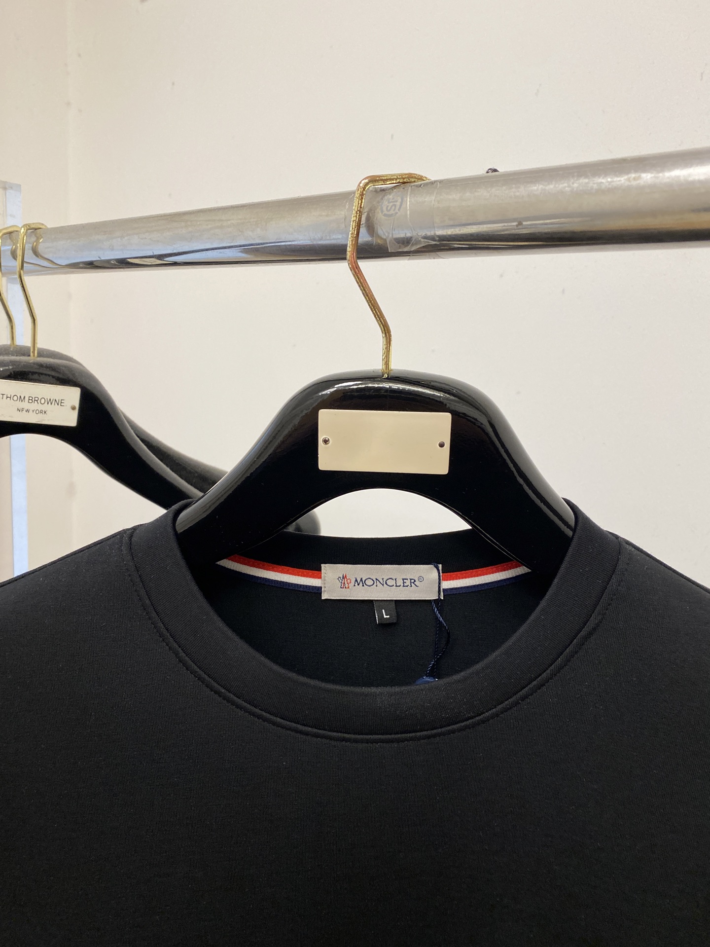 🌾退换！ 蒙口、2025新品长袖卫衣，帅气时尚，胸前精致刺绣字母图案logo，简约百搭款。面料棉 不仅挺